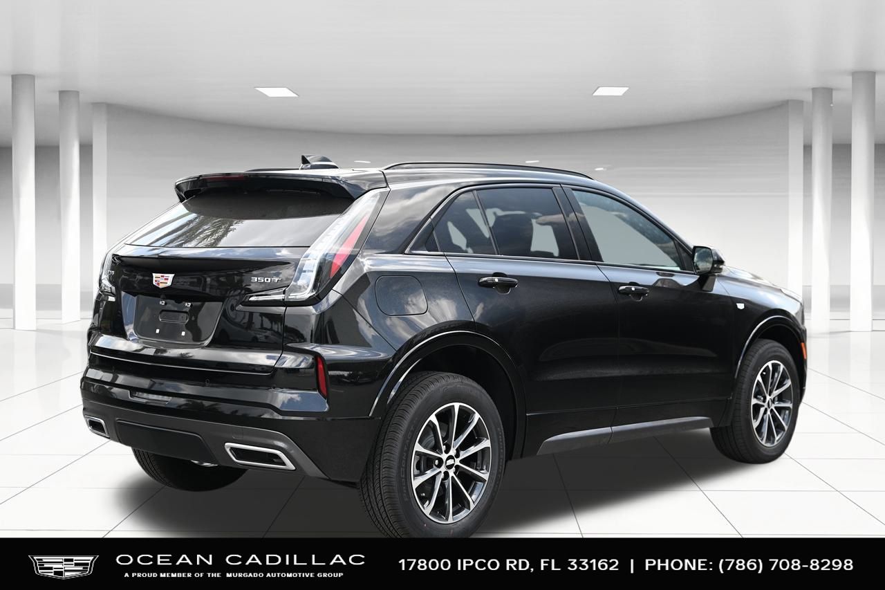 2024 Cadillac XT4 Sport 5