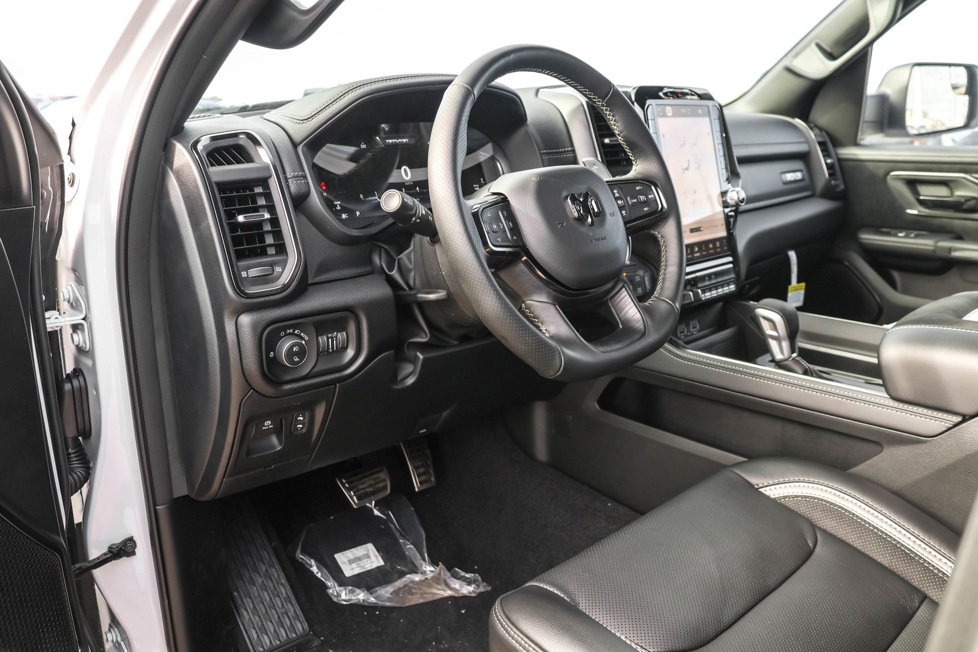 2026 RAM 1500 - Image 3