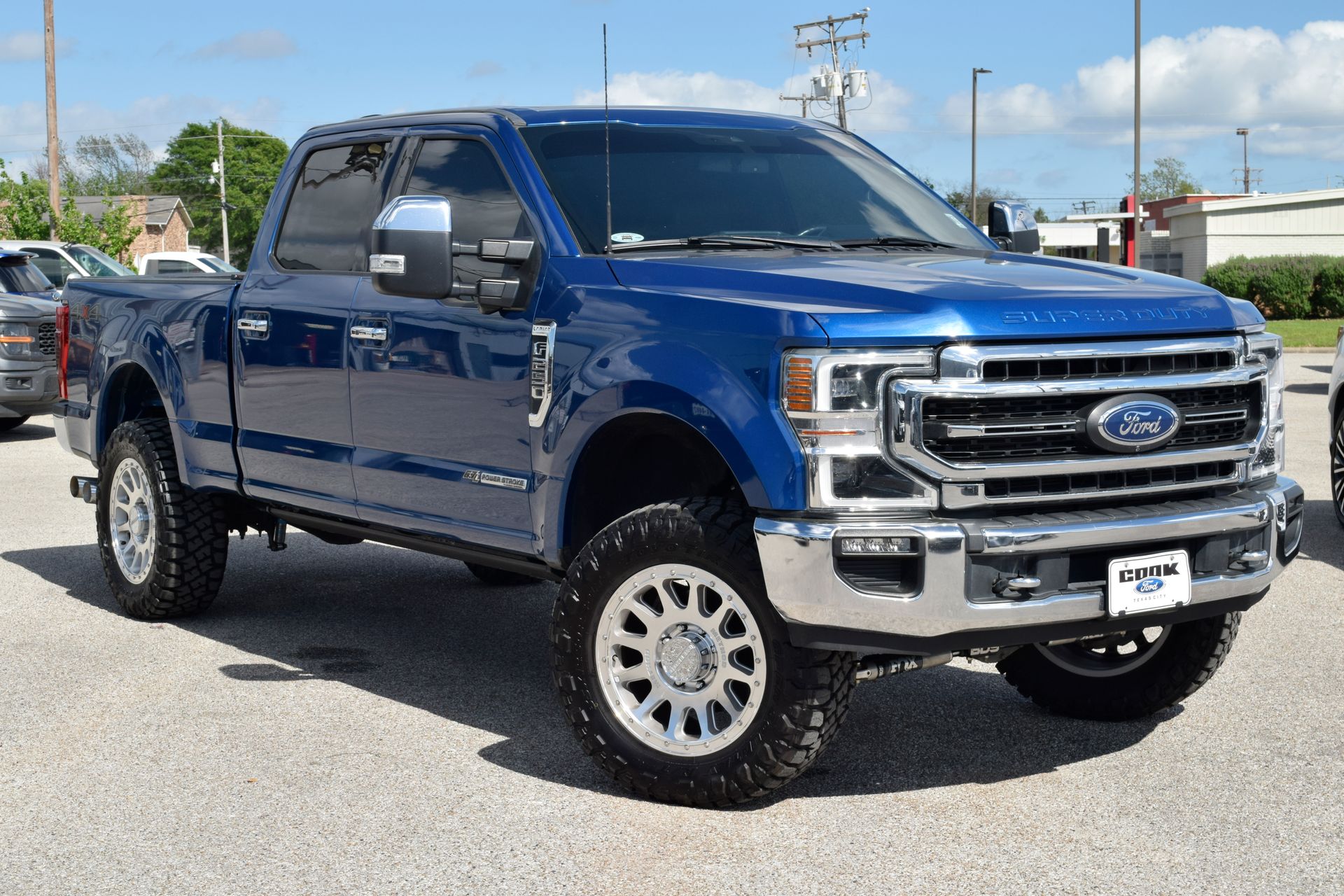 2022 Ford F-250SD Lariat - 2