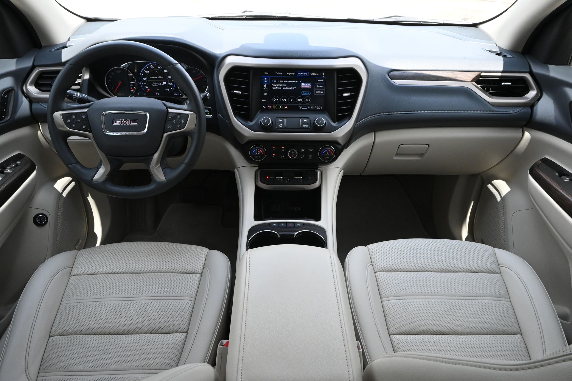 2023 GMC Acadia Denali - 7