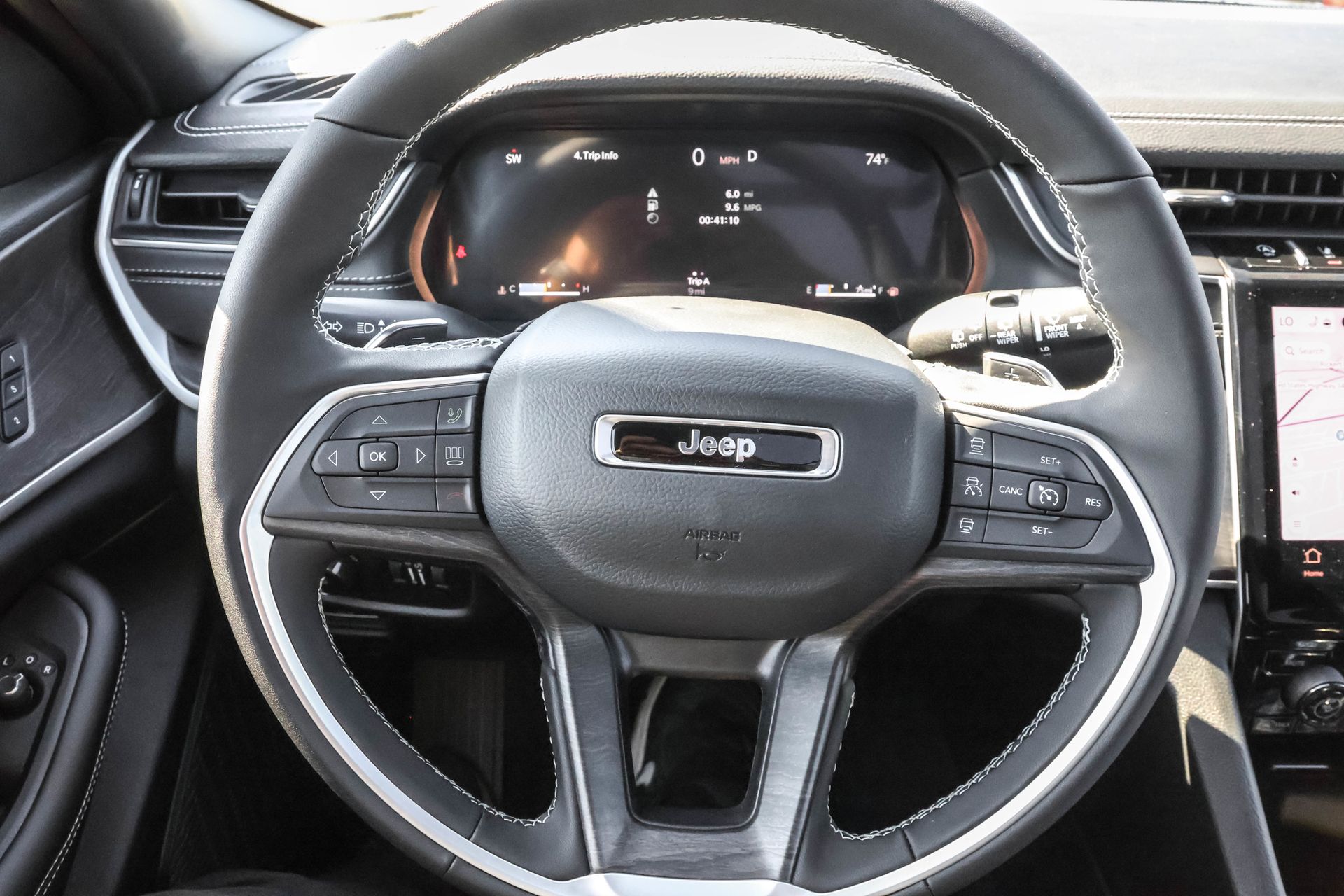 2025 JEEP GRAND CHEROKEE - Image 27