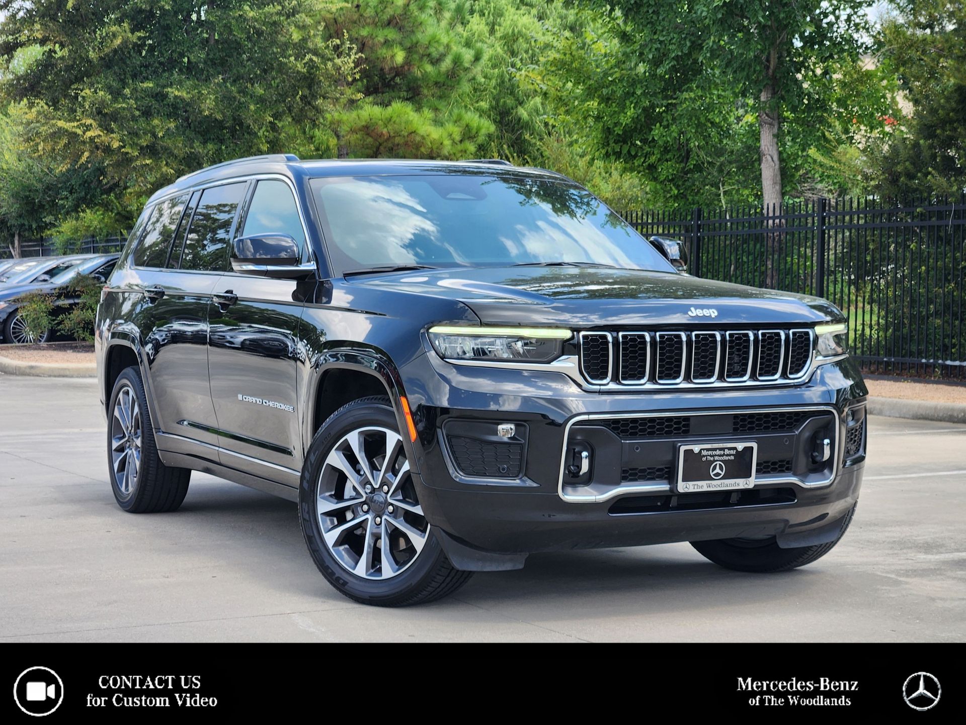 Diamond Black Crystal Pearlcoat 2024 Jeep Grand Cherokee L SUV / Crossover Four-Wheel Drive 8-Speed Automatic