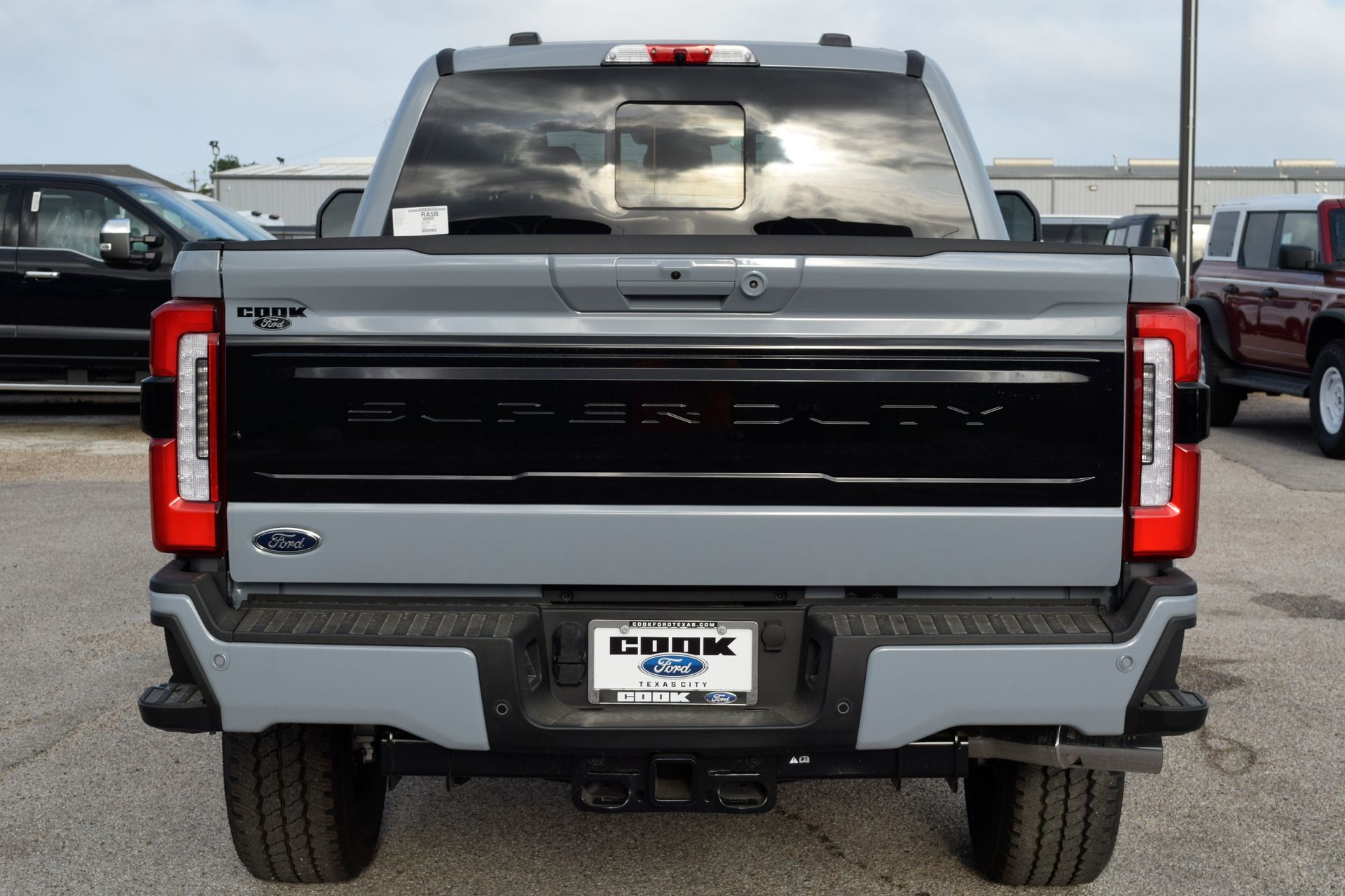 View vehicle photo 5