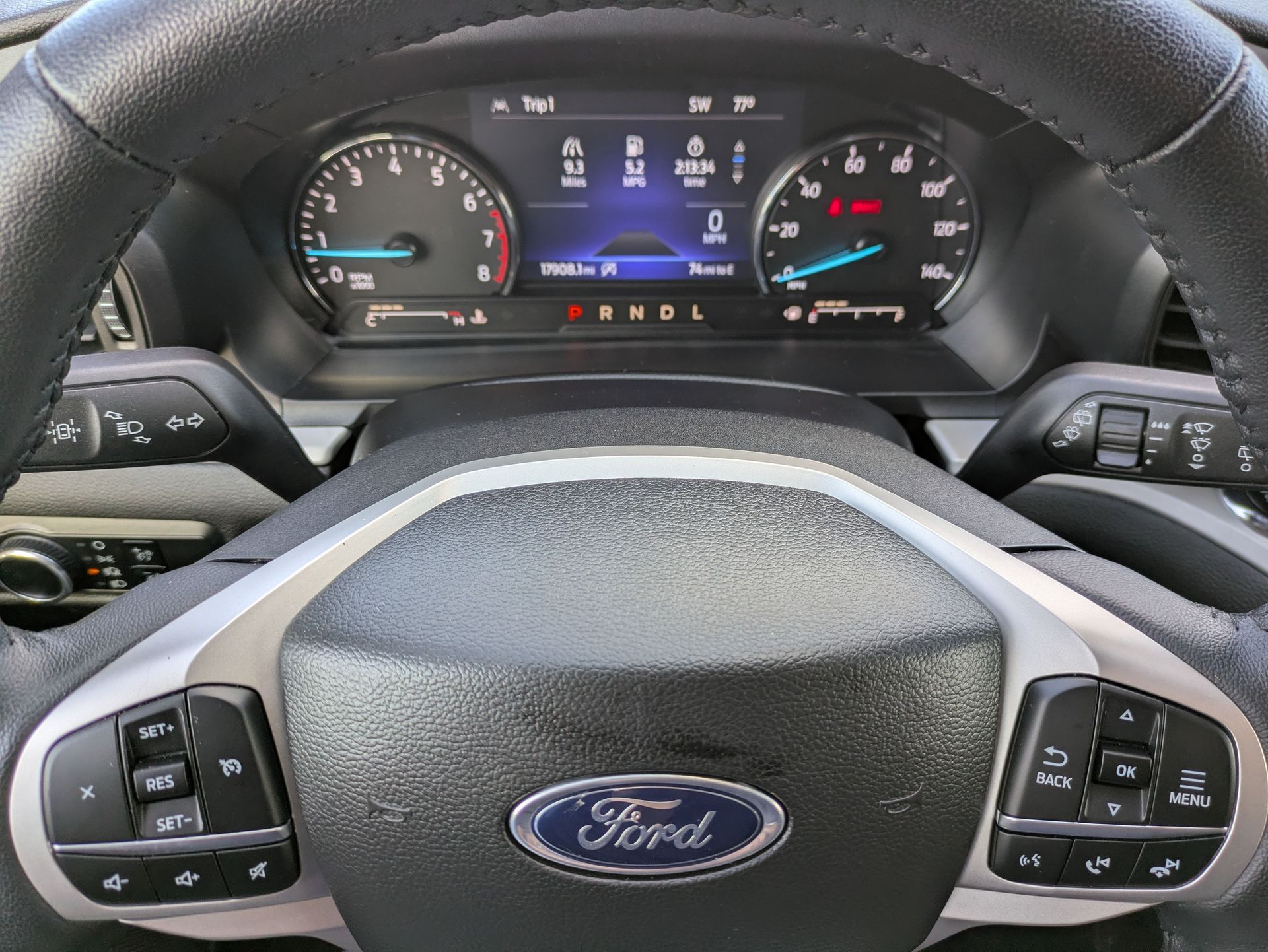 2023 Ford Explorer XLT White at Jones Ford