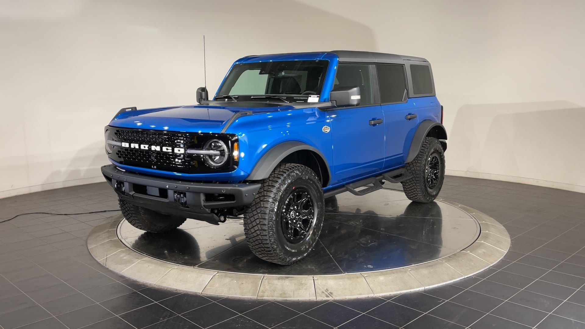 2024 Ford Bronco Wildtrak 10