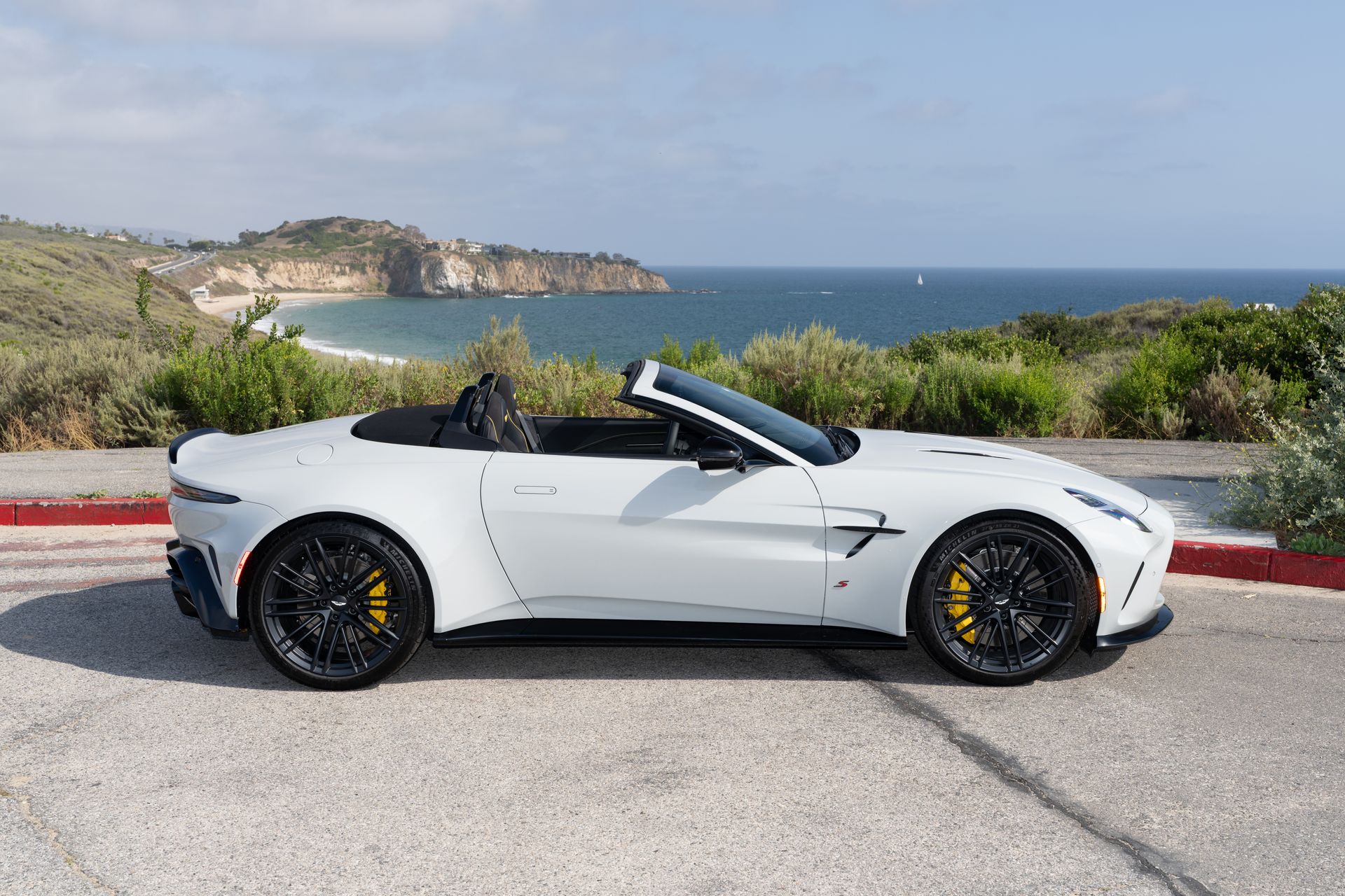 Aston Martin 2026 Vantage S