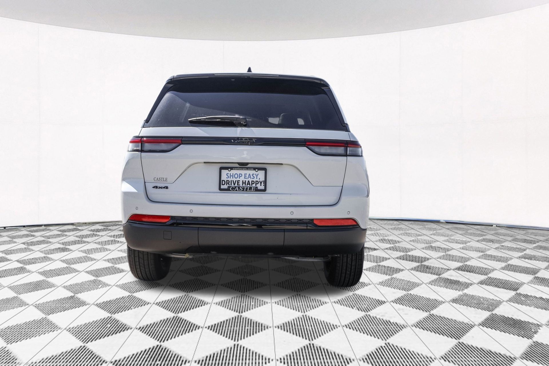 2025 JEEP GRAND CHEROKEE - Image 13