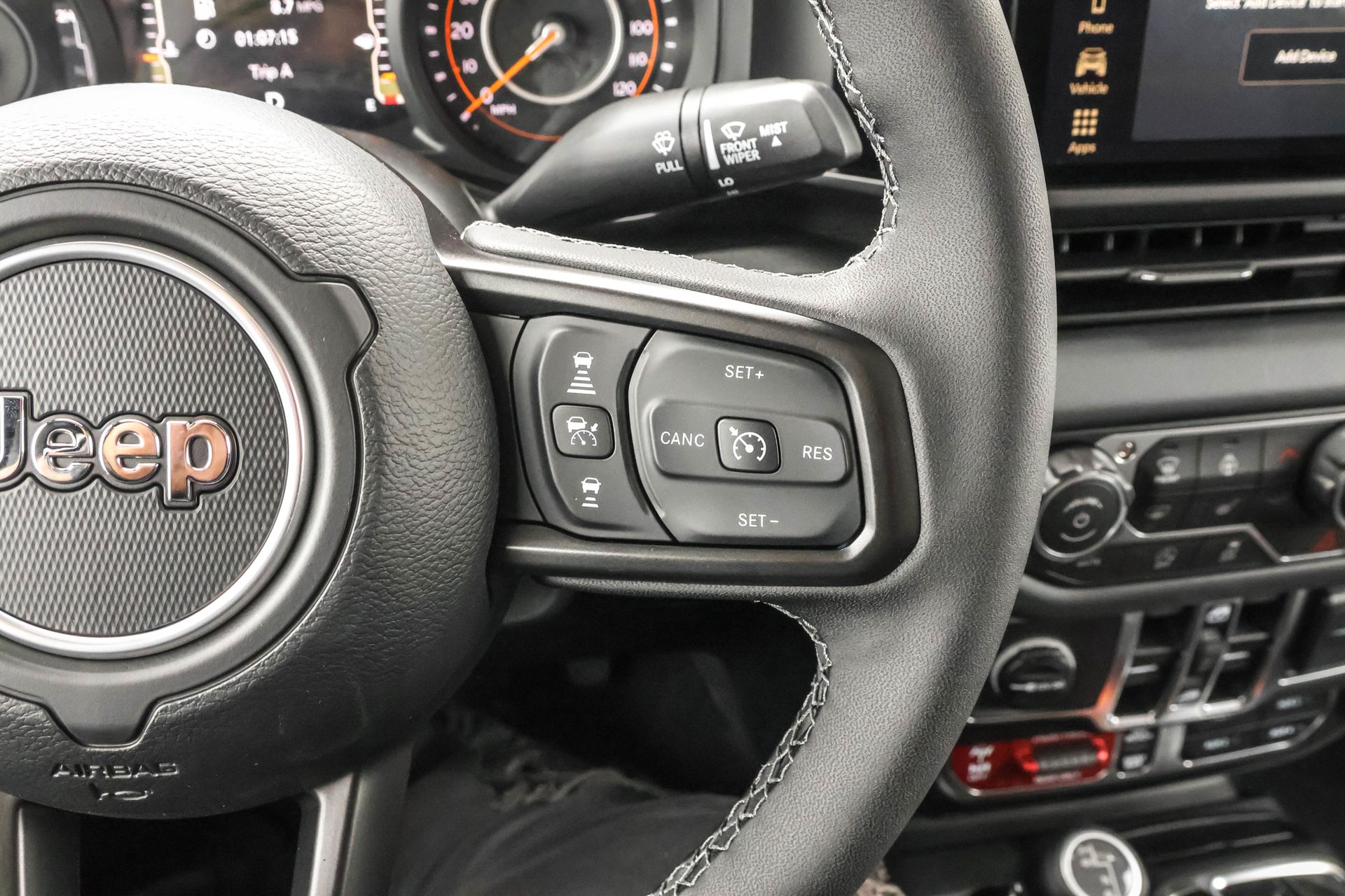 2025 JEEP GLADIATOR - Image 26