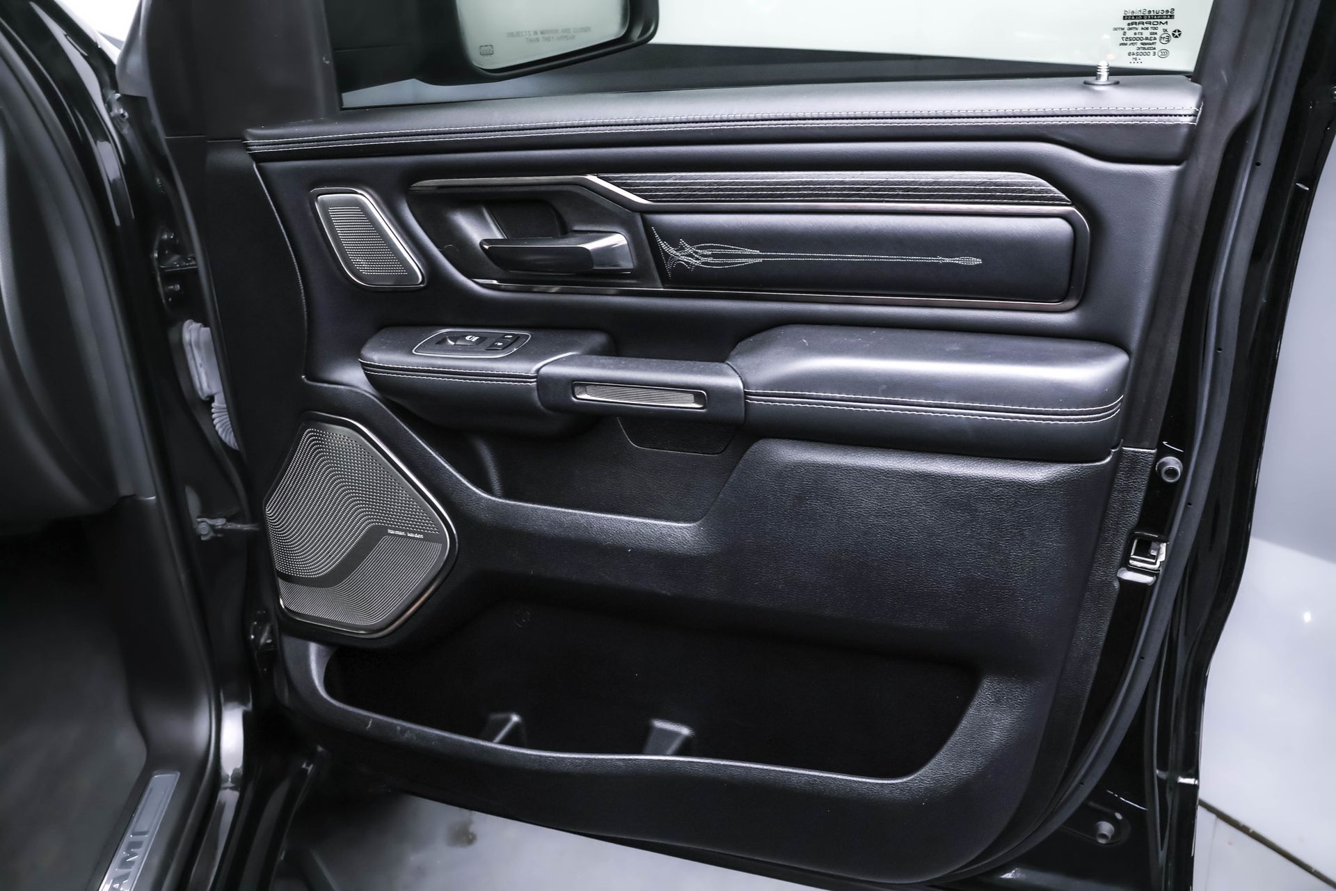 2021 RAM 1500 - Image 44