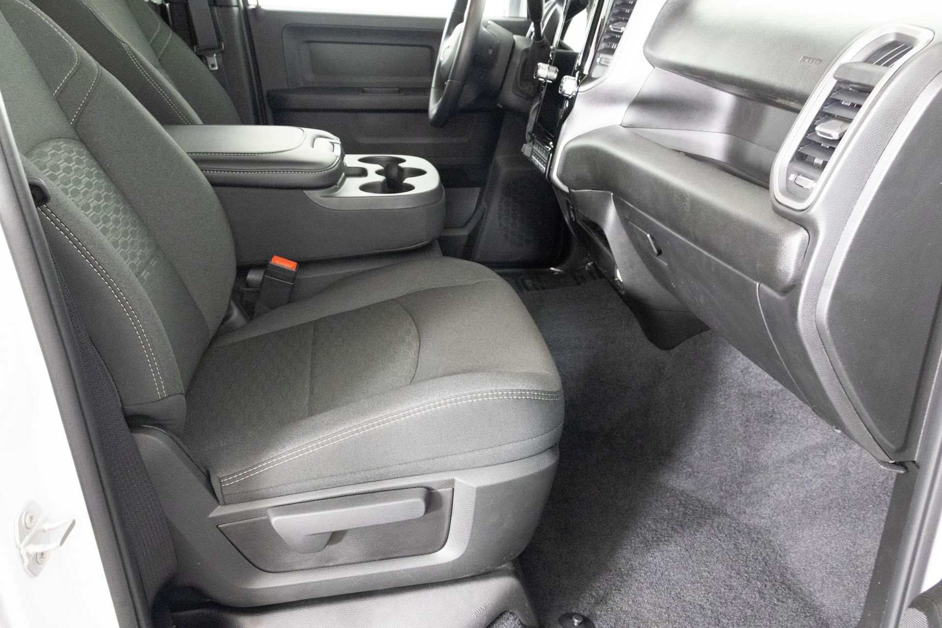 2026 RAM 3500 - Image 33