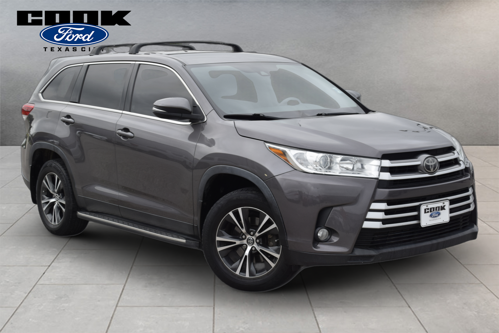 2019 Toyota Highlander LE Plus Gray at Legacy Ford