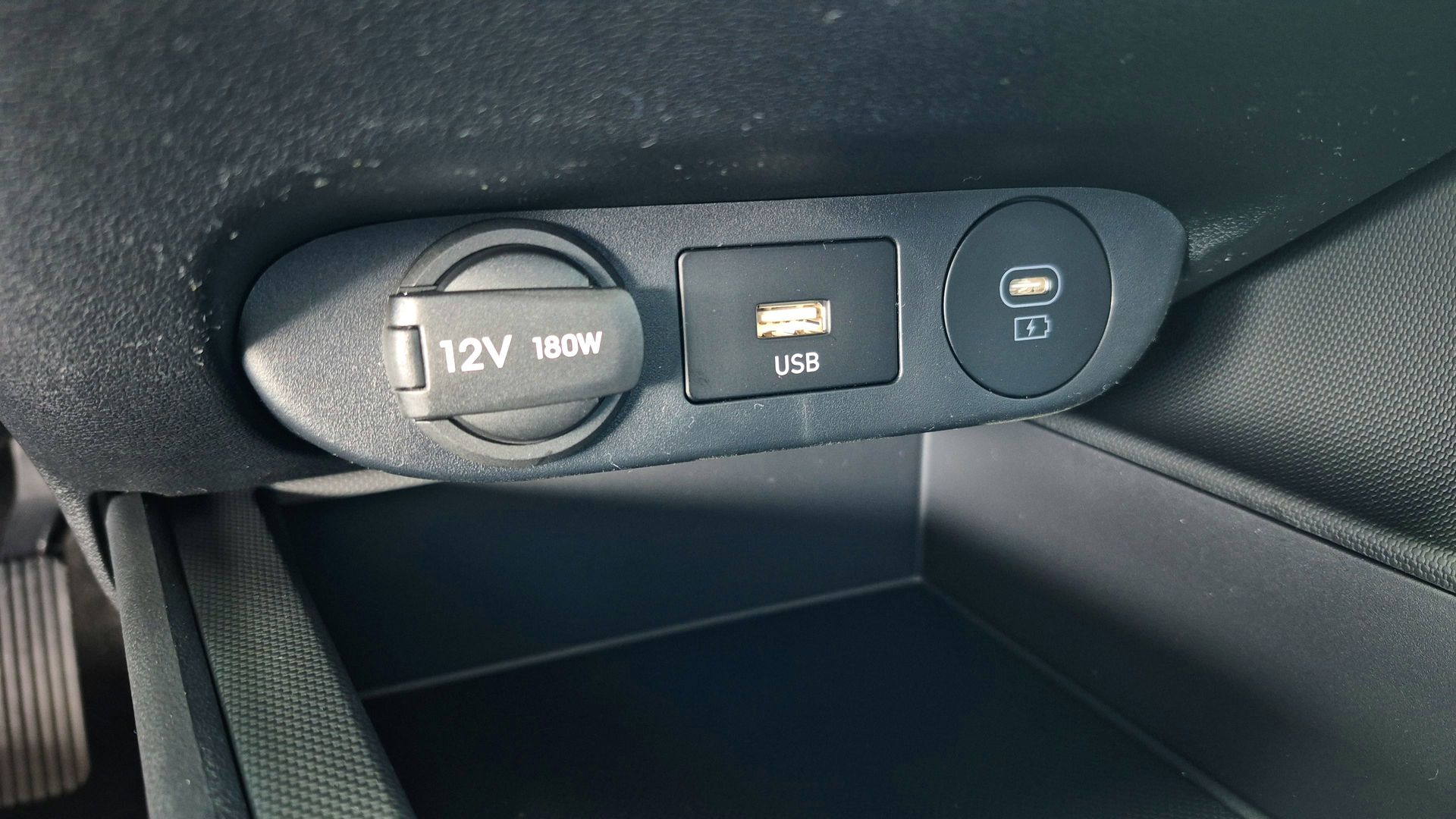 2026 Hyundai Elantra Hybrid