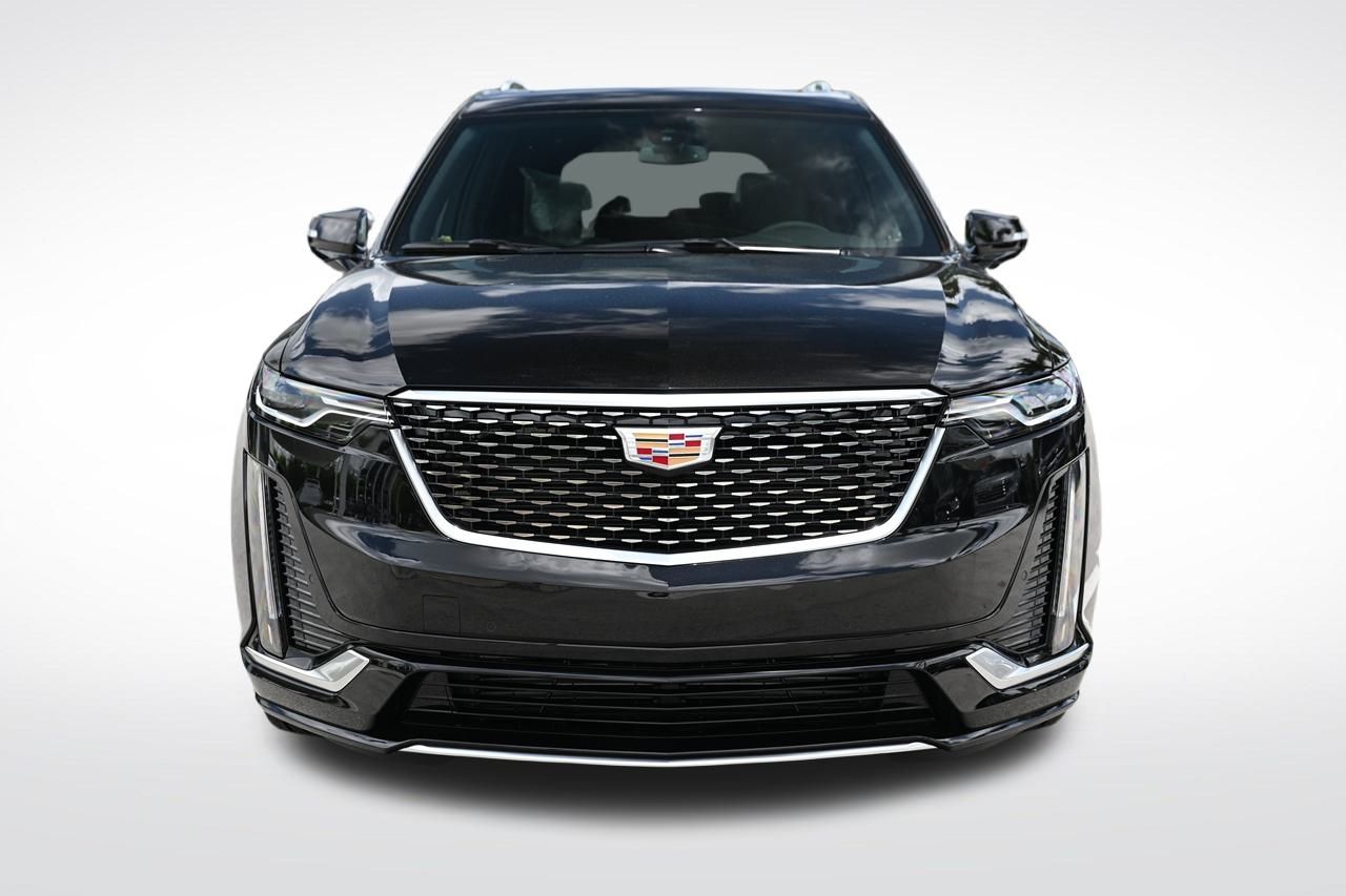 2024 Cadillac XT6 Luxury 8