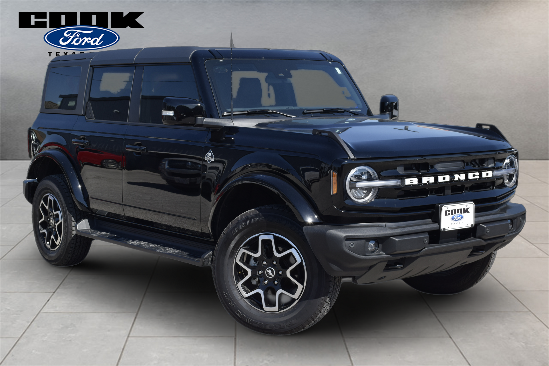 2025 Ford Bronco Outer Banks Black at Legacy Ford