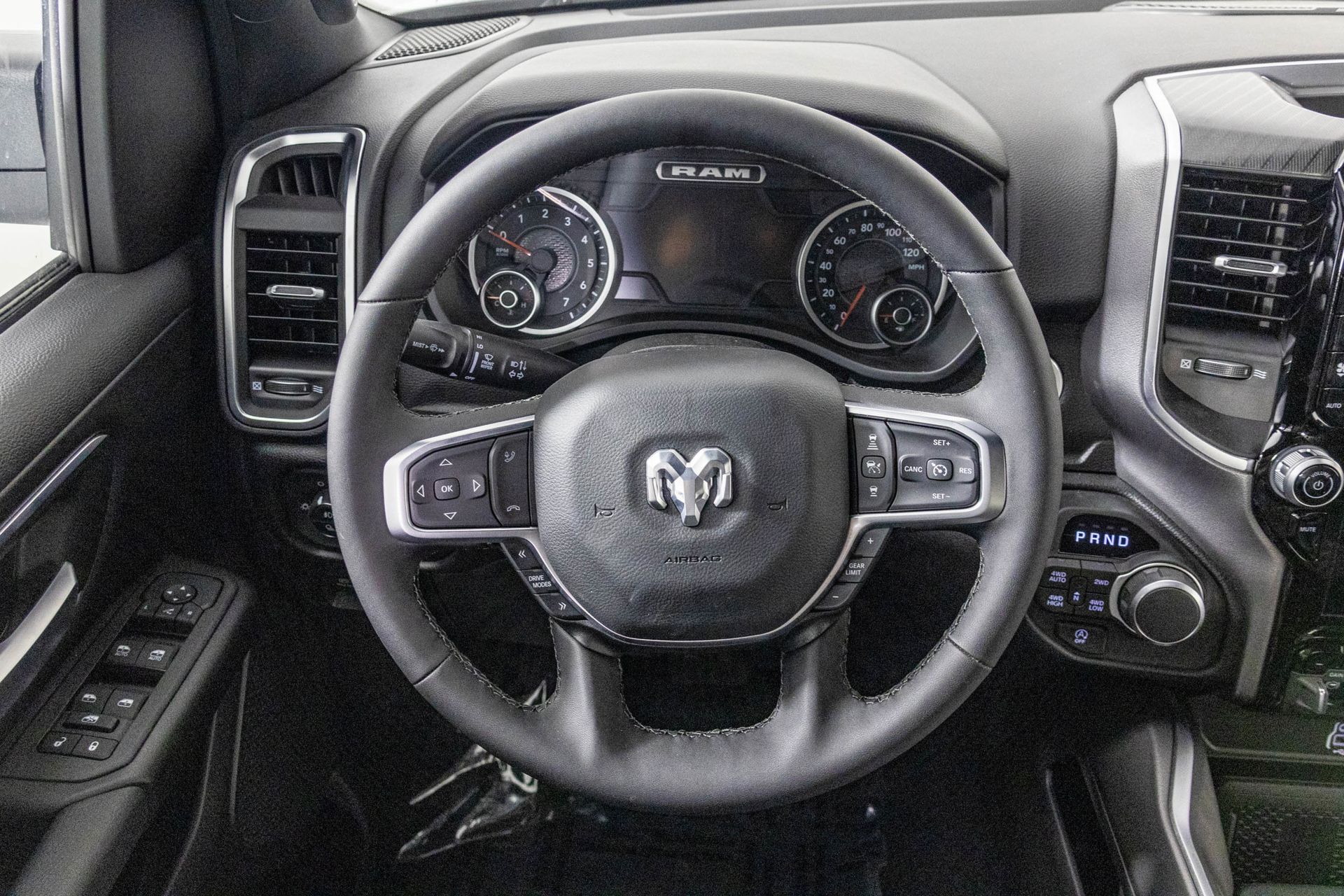 2026 RAM 1500 - Image 25