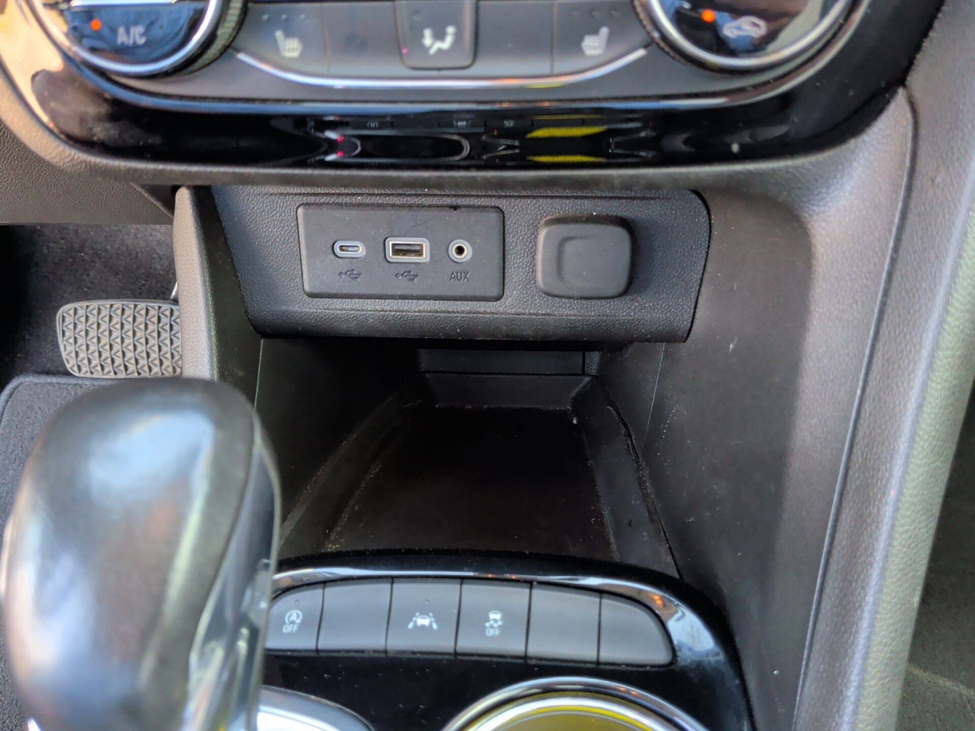 2021 Buick Encore GX Essence Black at Big Star Buick GMC