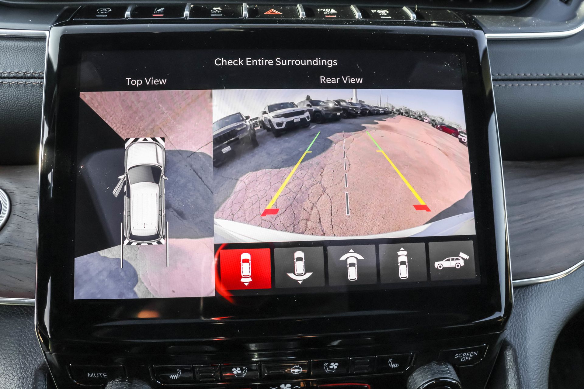 2025 JEEP GRAND CHEROKEE - Image 18