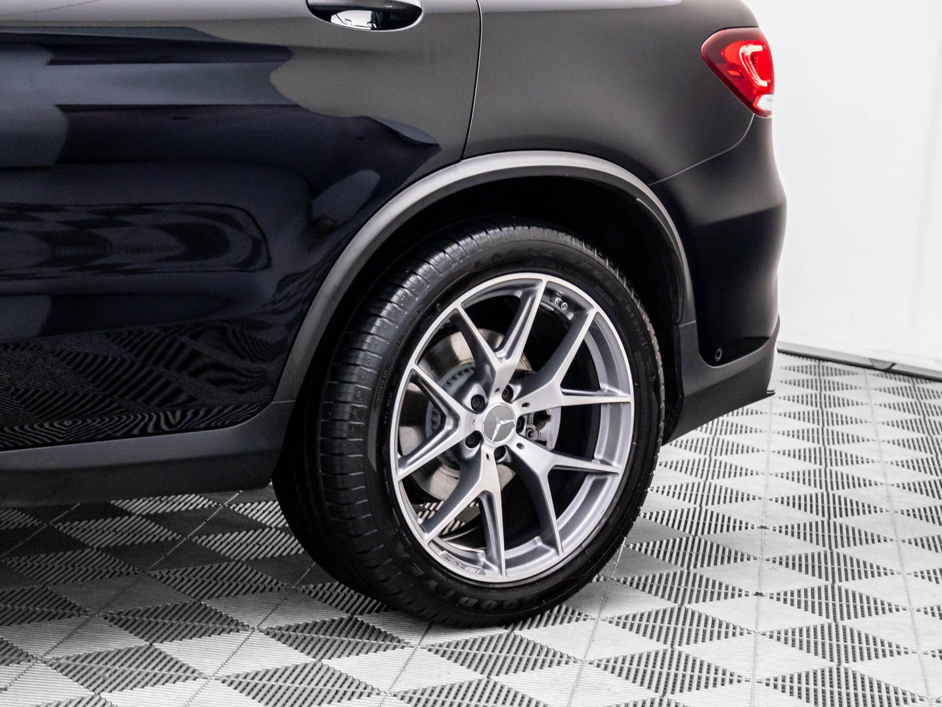 2022 Mercedes-Benz GLC GLC 43 AMG photo