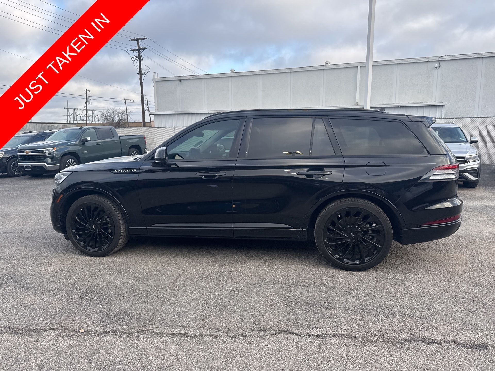 2023 Lincoln Aviator