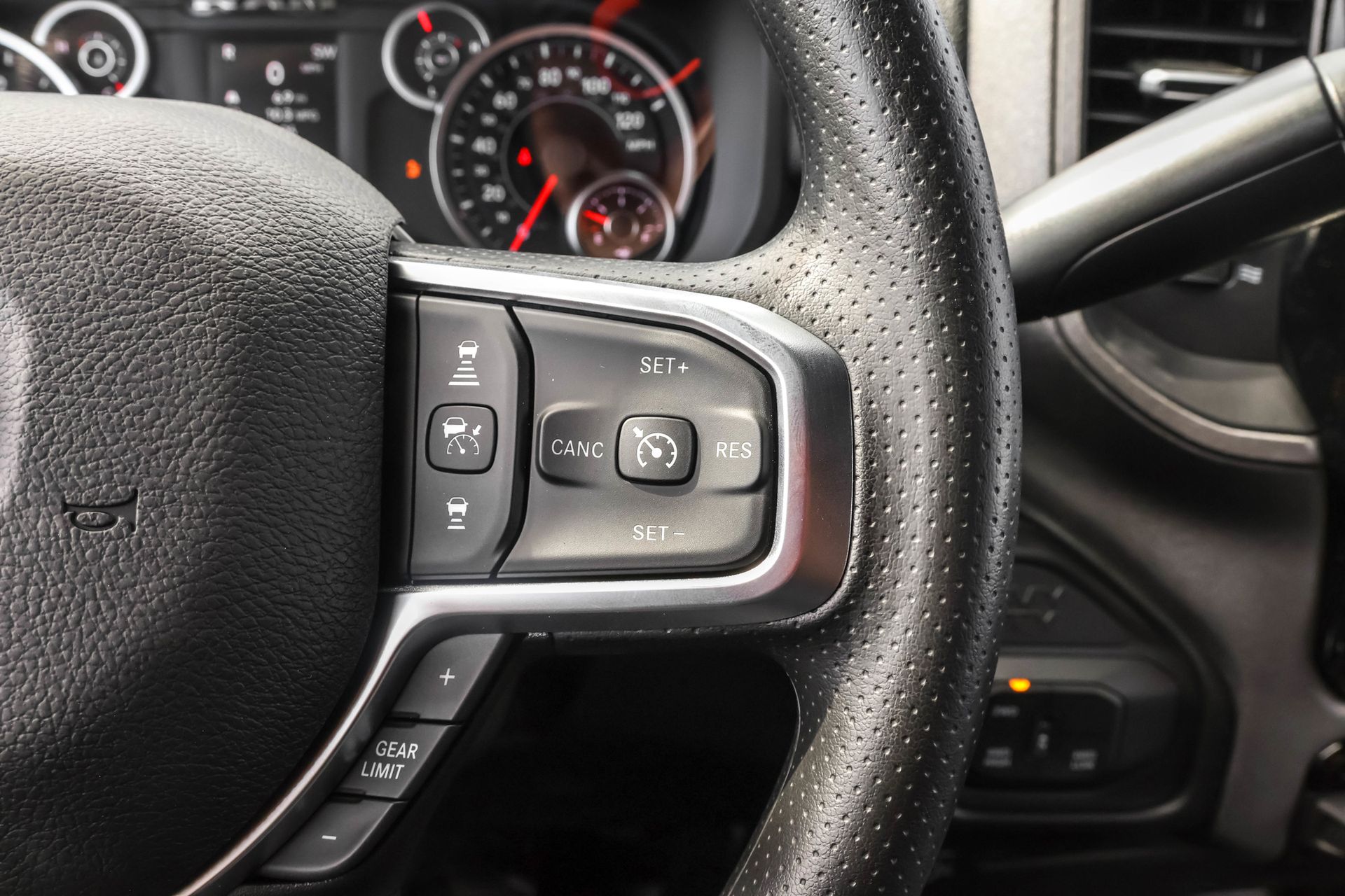 2026 RAM 3500 - Image 24