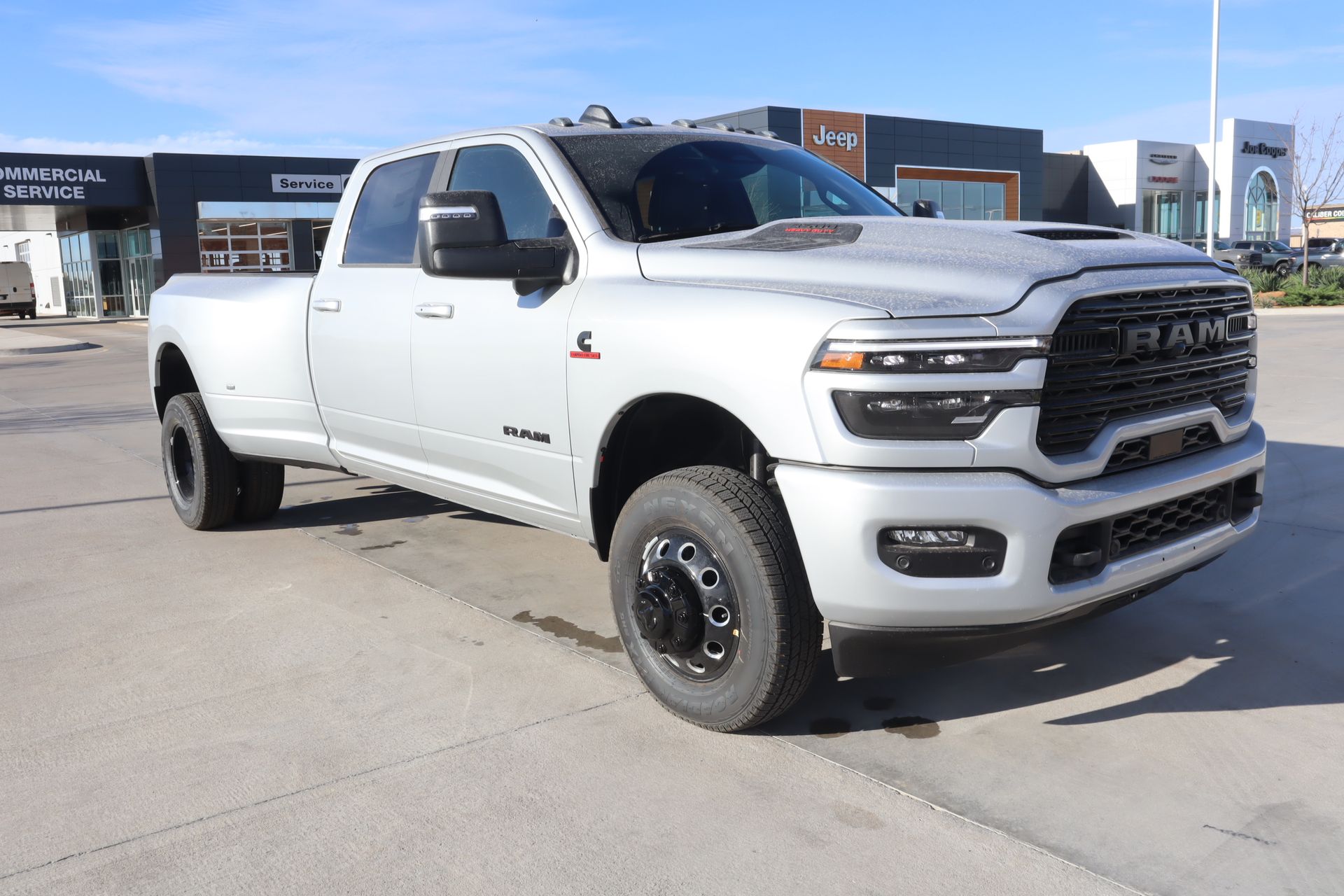 2026 RAM 3500 Laramie Crew Cab LB DRW 4WD