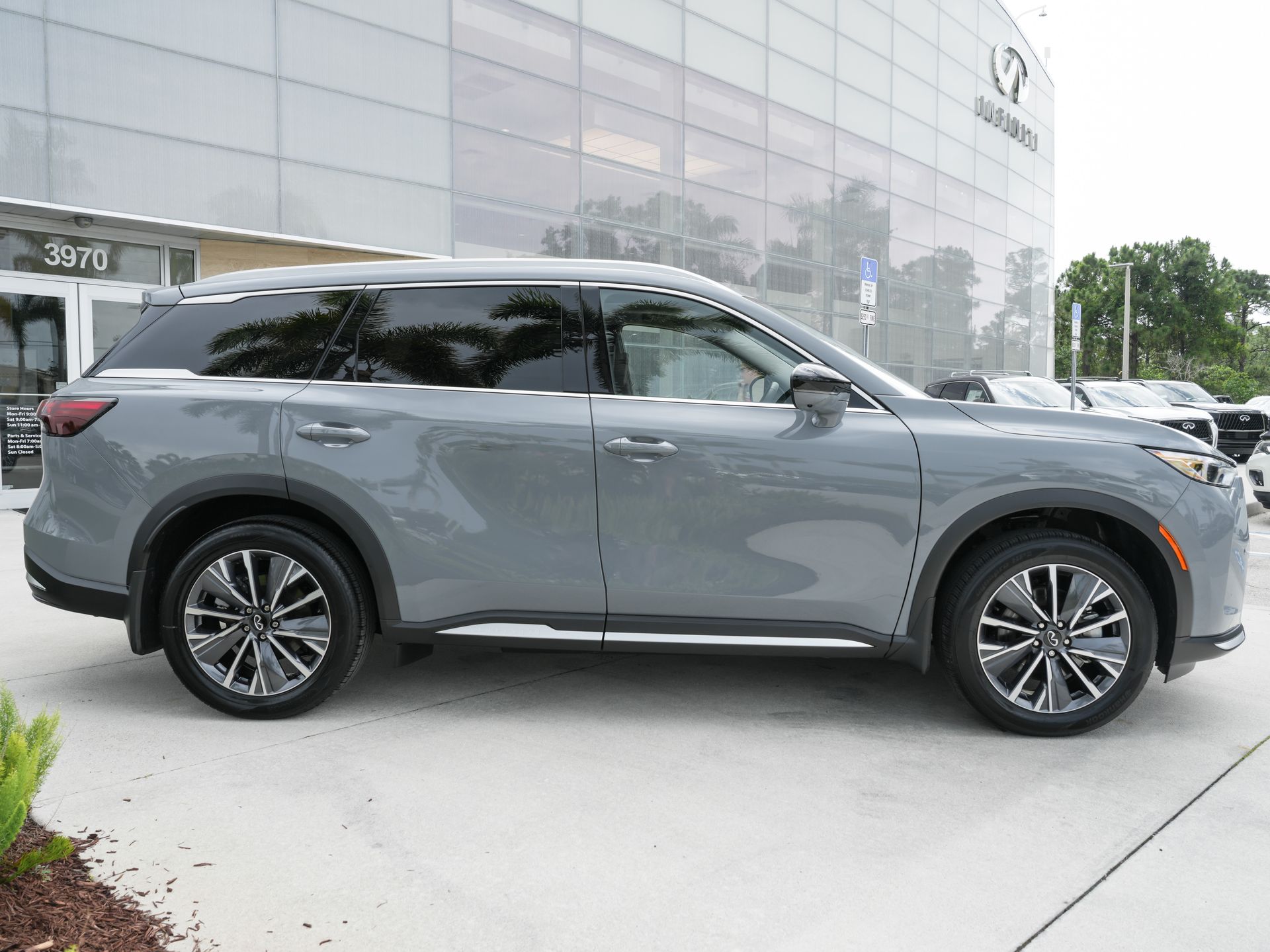 used 2026 INFINITI QX60 car, priced at $44,500