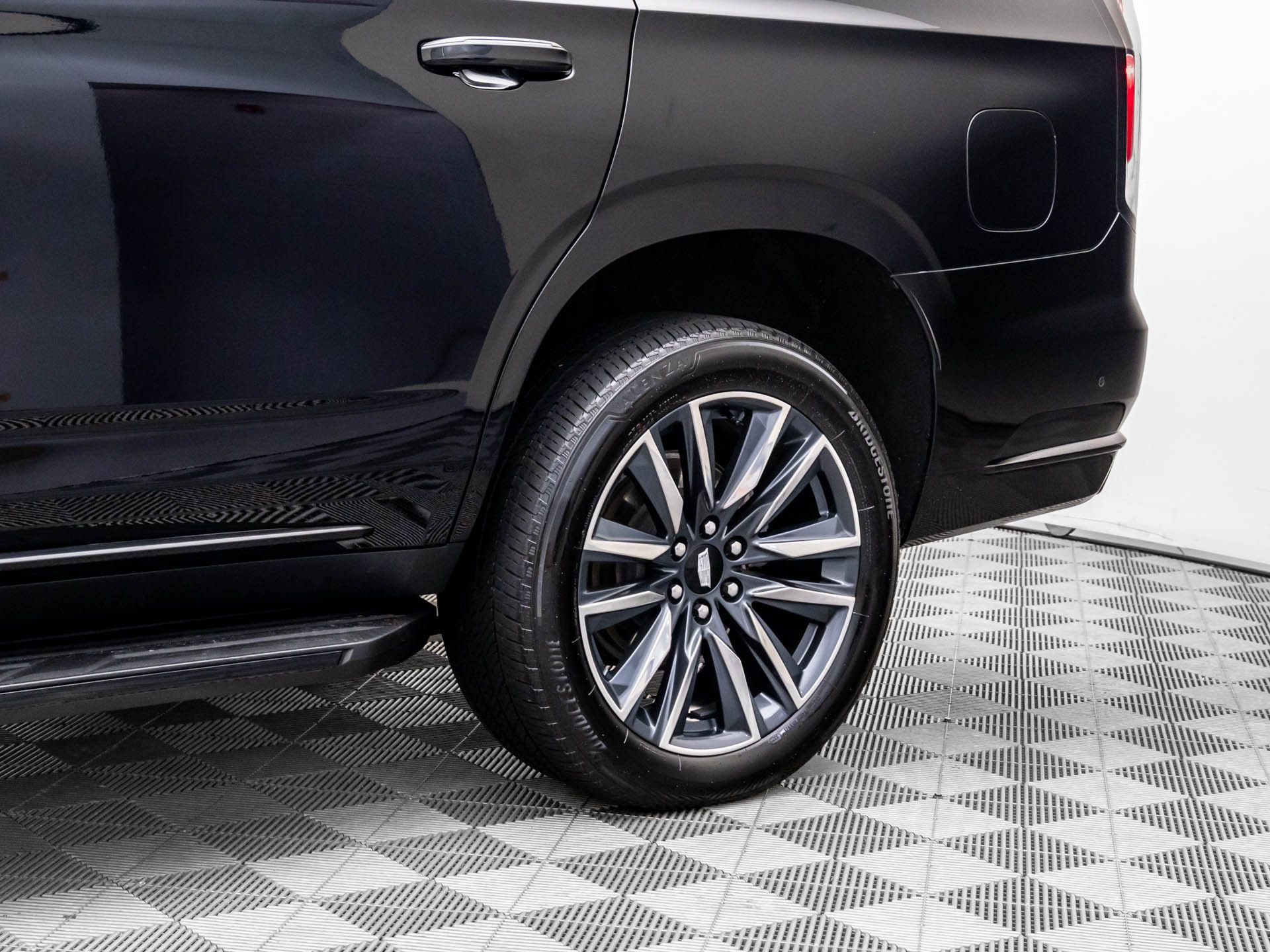 2023 Cadillac Escalade Sport photo