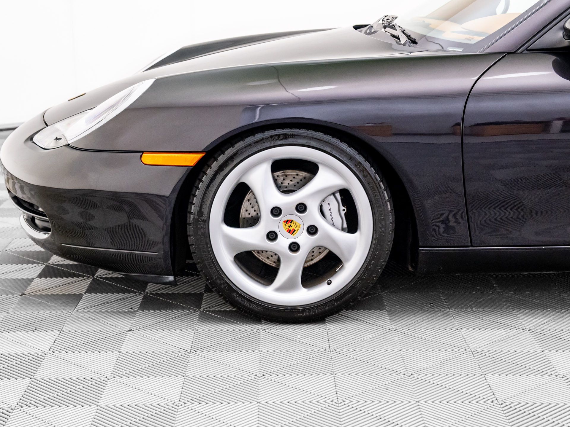 2000 Porsche 911 Carrera photo