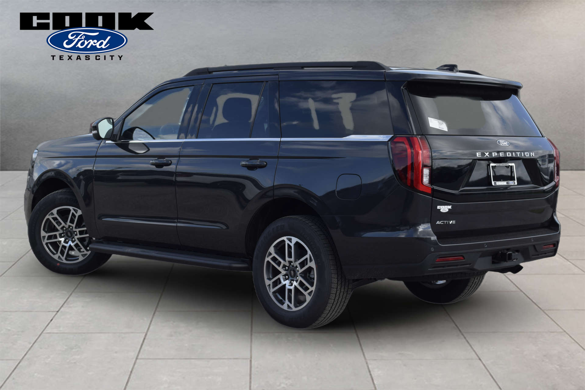 2026 Ford Expedition Active Gray at Cook Ford