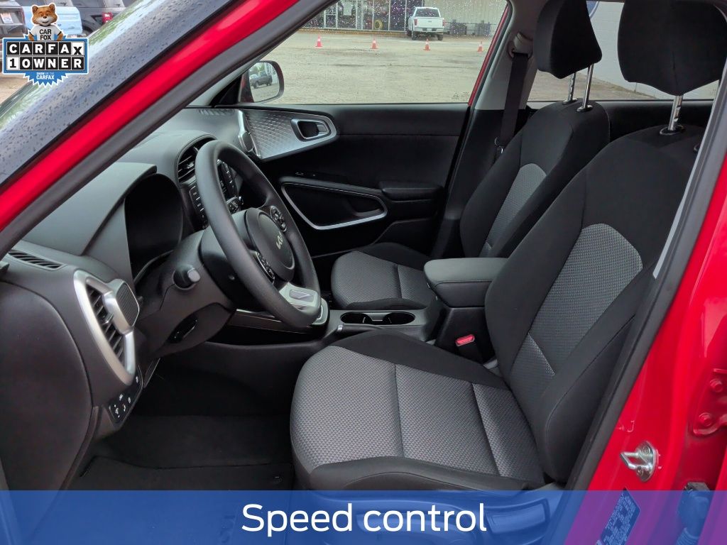 2022 Kia Soul LX - 11