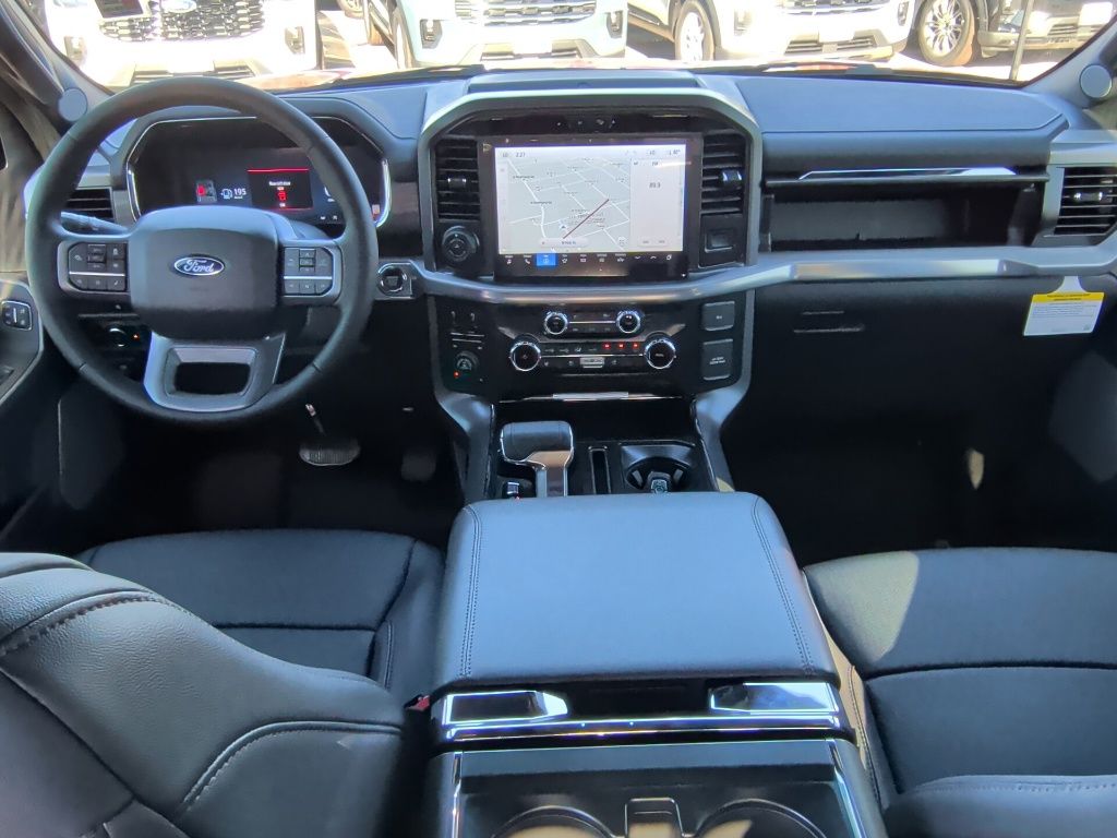 2025 Ford F-150 Lariat - 11