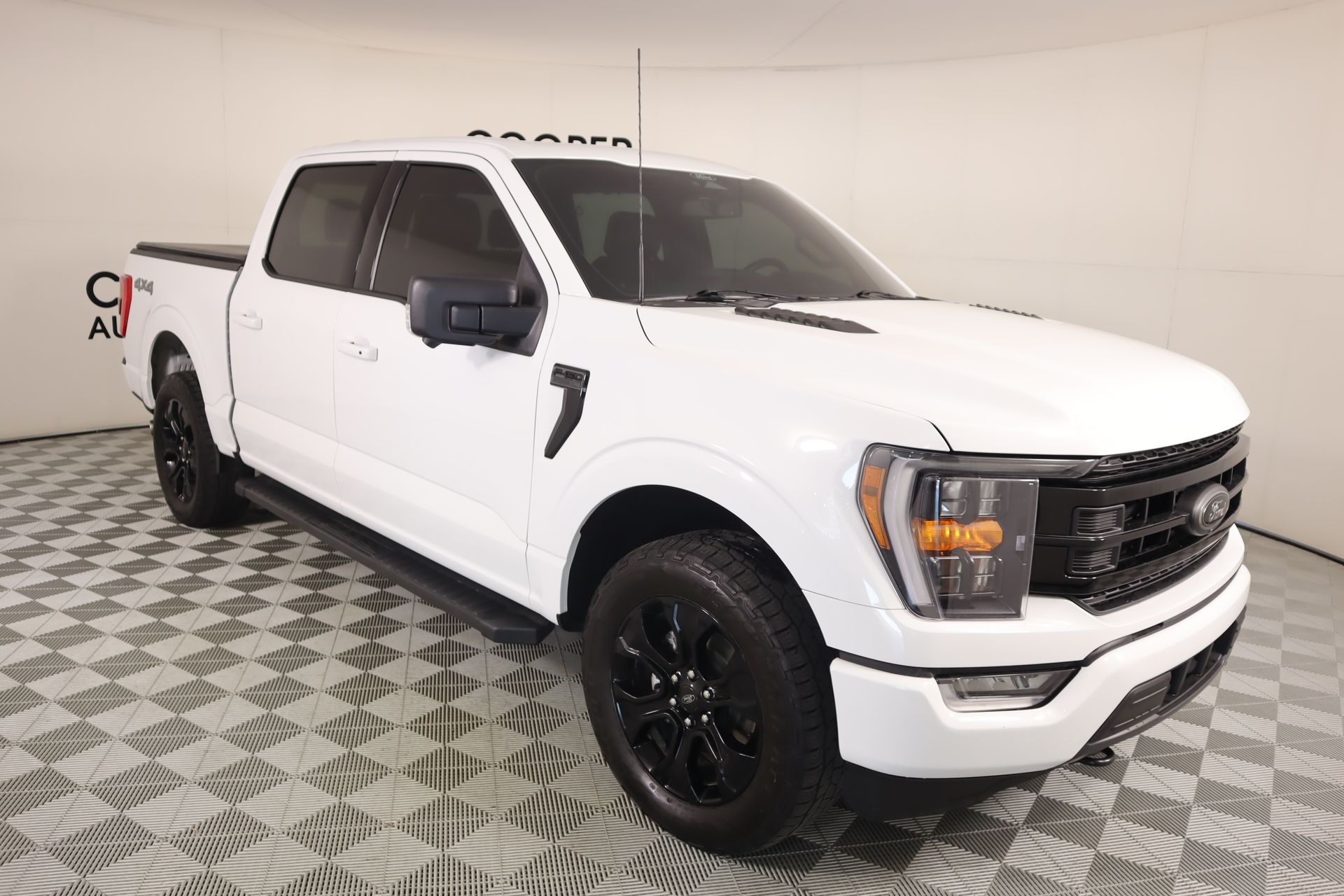 2022 Ford F-150 XLT SuperCrew 4WD
