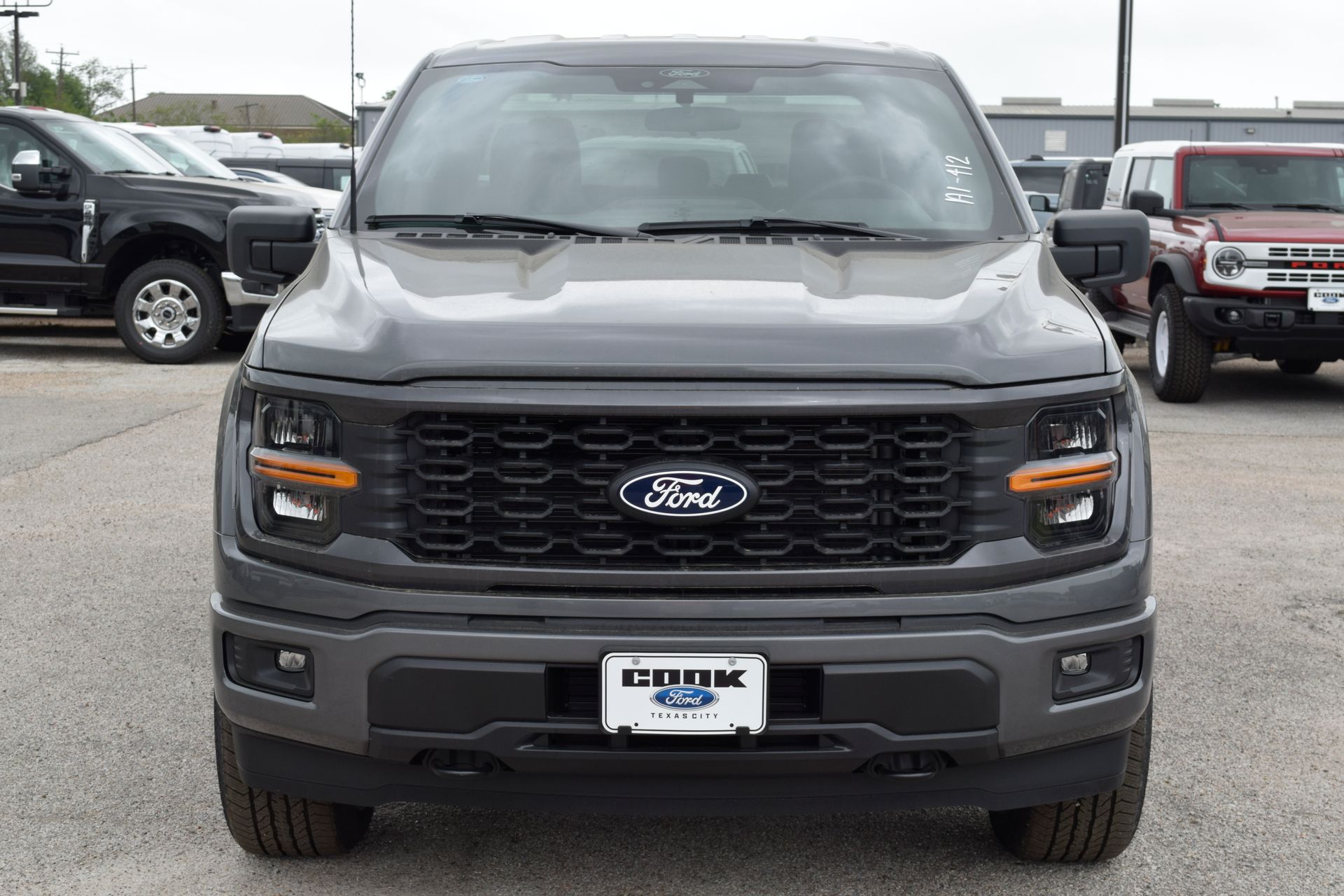 View vehicle photo 2