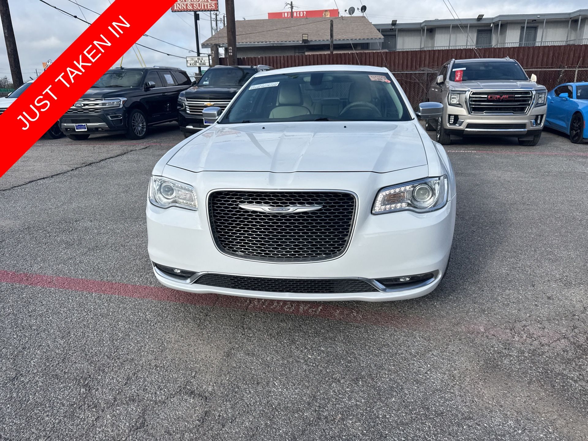 2018 Chrysler 300