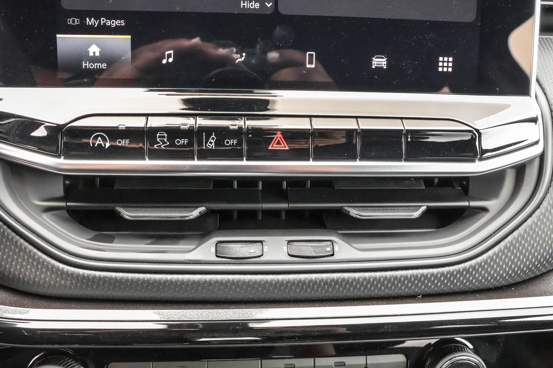 2025 JEEP COMPASS - Image 18