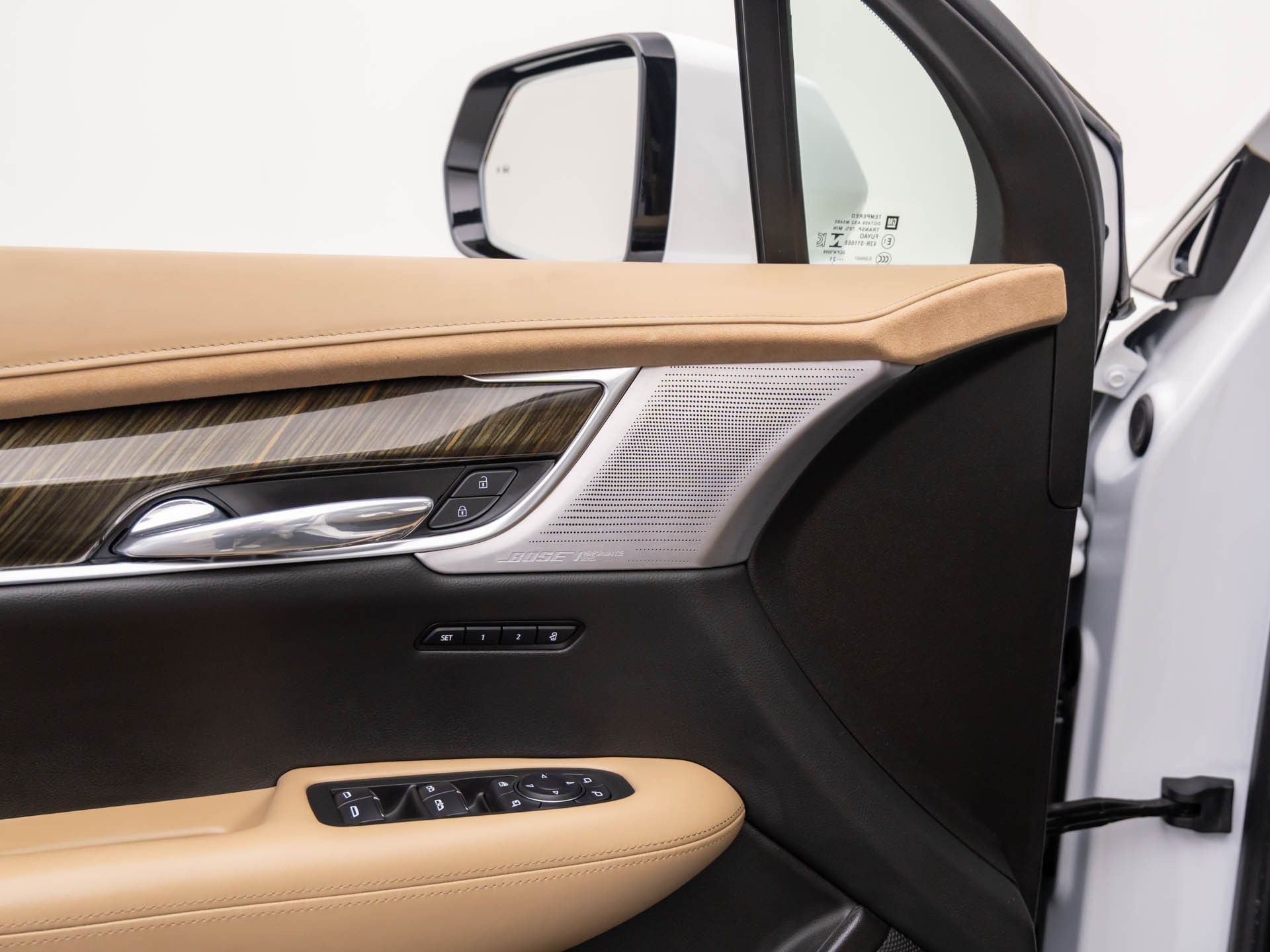 2023 Cadillac XT6 Sport photo