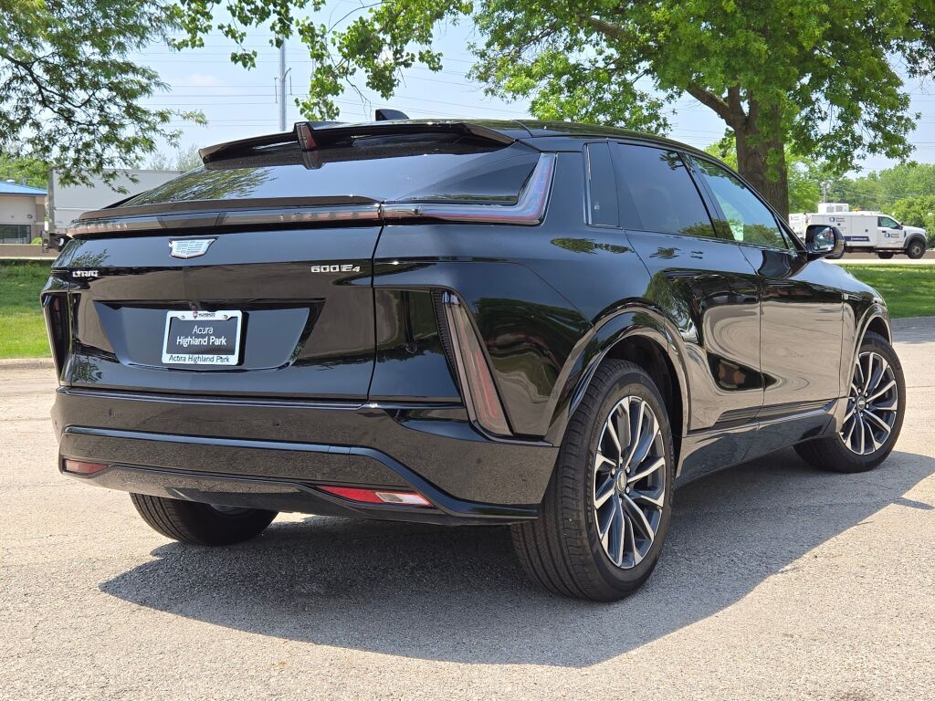 2025 Cadillac Lyriq Sport photo 13