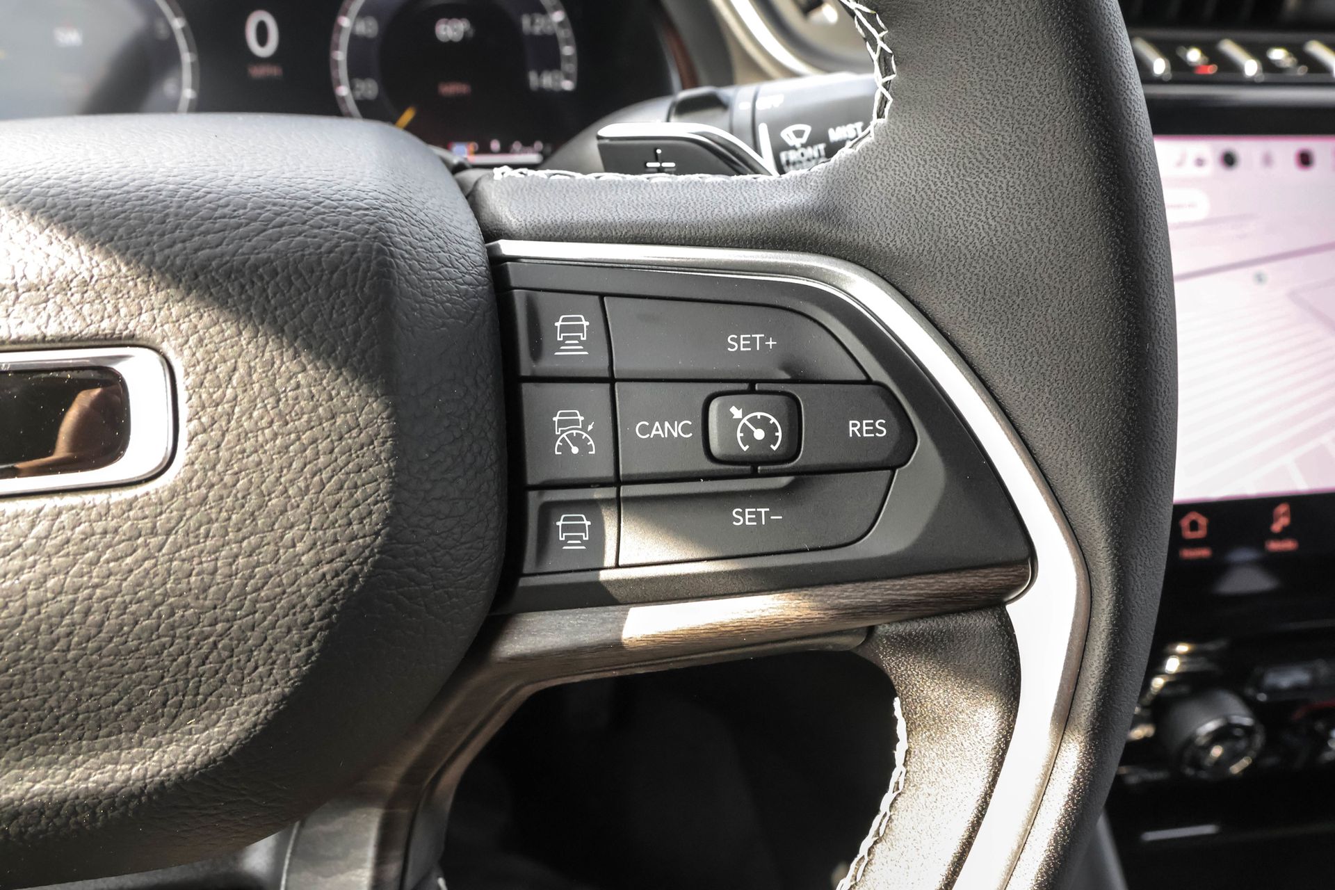 2025 JEEP GRAND CHEROKEE L - Image 26