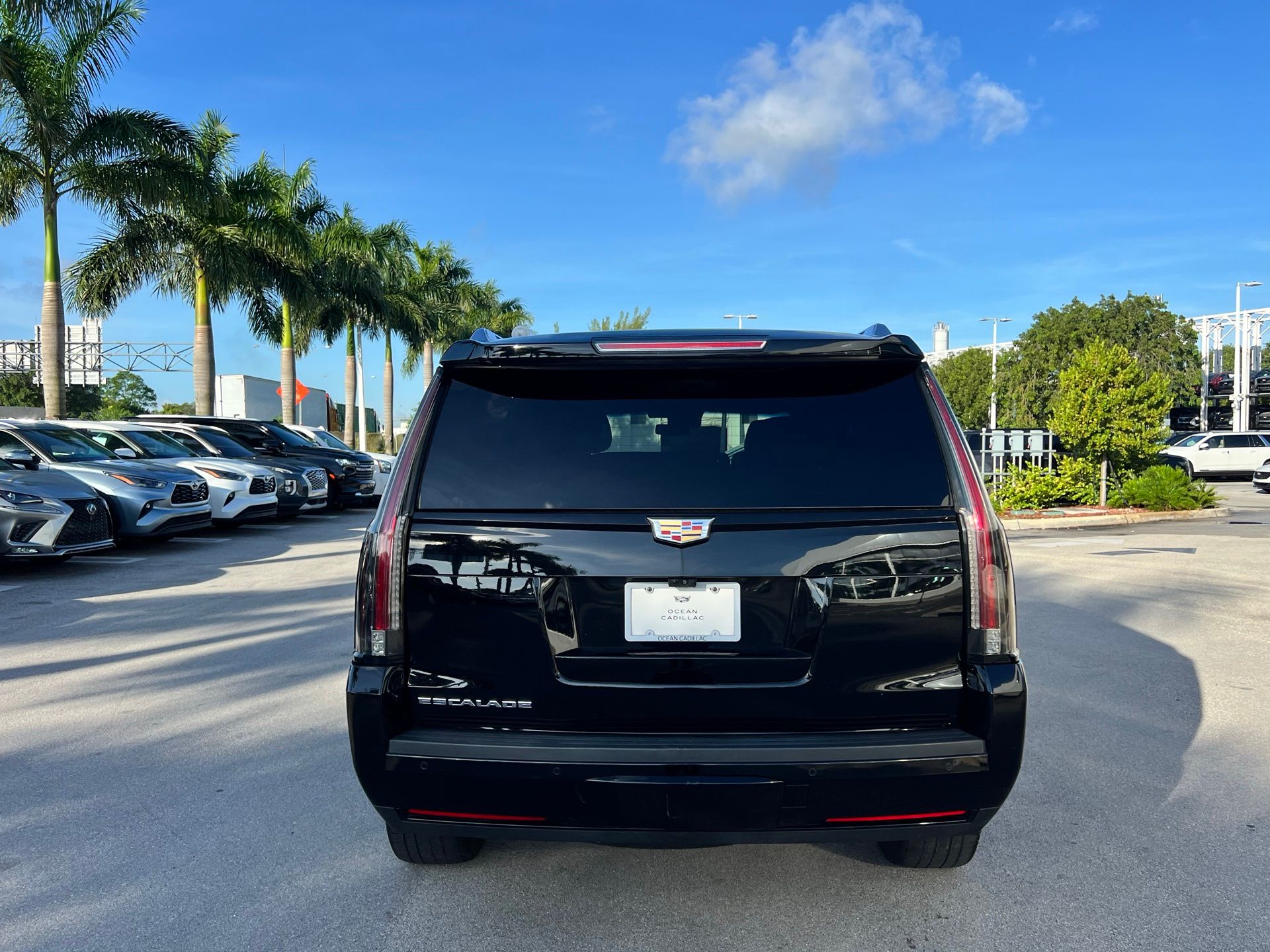 2020 Cadillac Escalade Premium Luxury 26