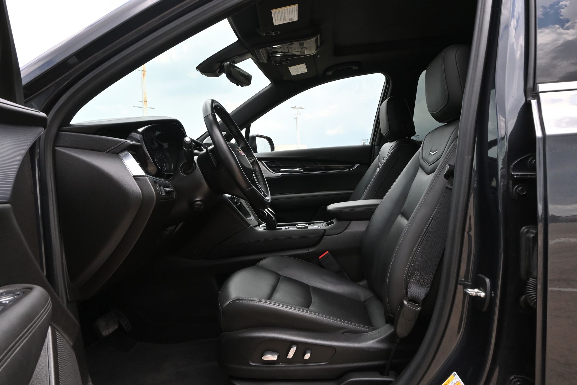 2023 Cadillac XT6 Premium Luxury Green at Bayway Cadillac Southwest
