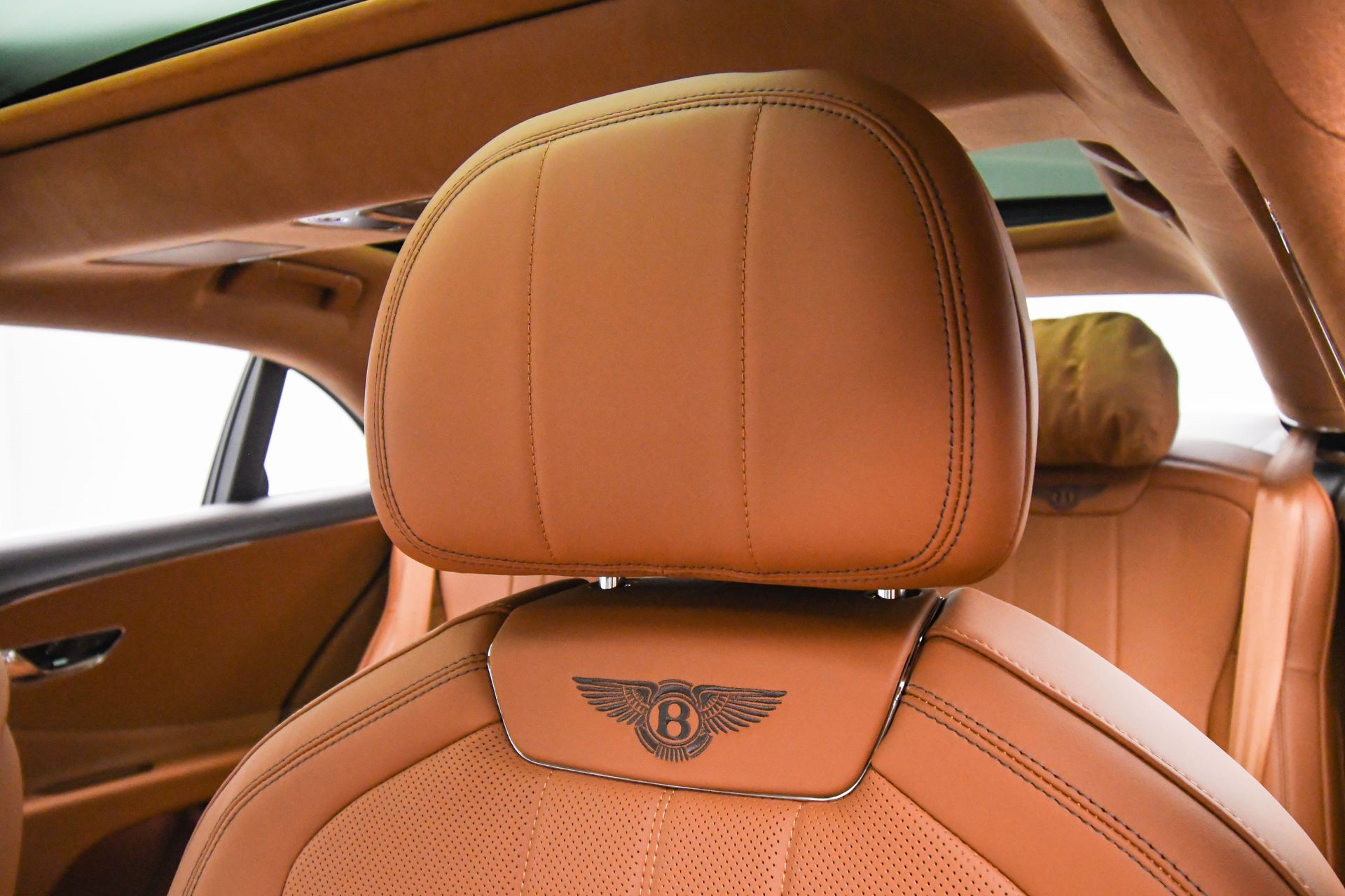 2026 Bentley Flying Spur - Photo 49