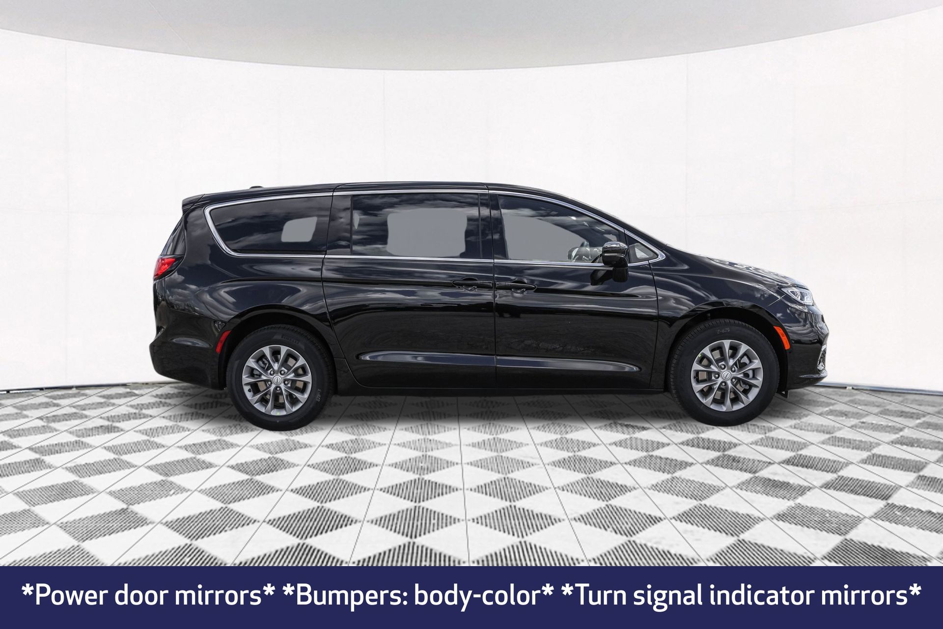 2026 CHRYSLER PACIFICA - Image 8