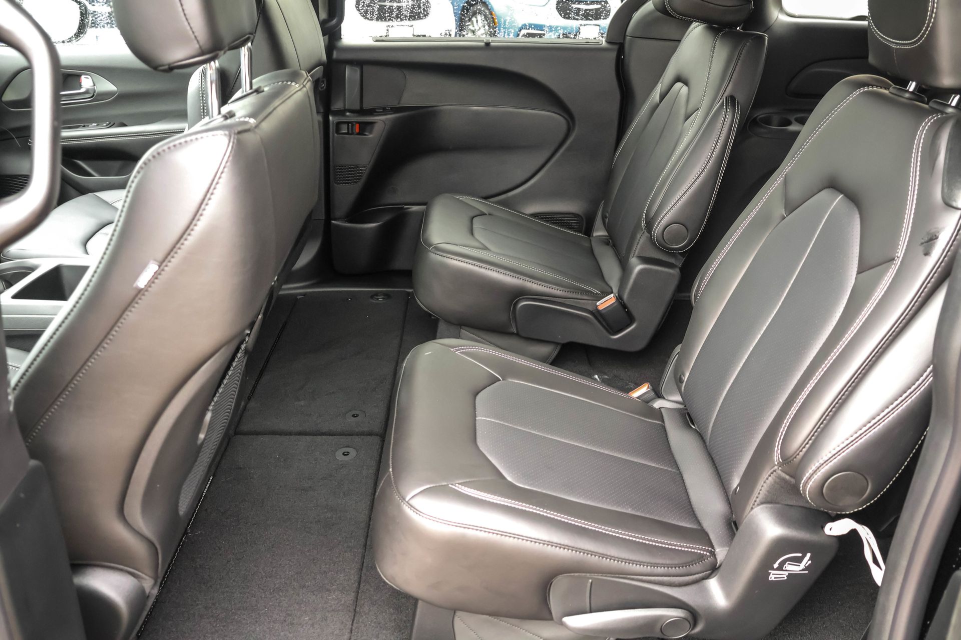 2026 CHRYSLER PACIFICA - Image 7