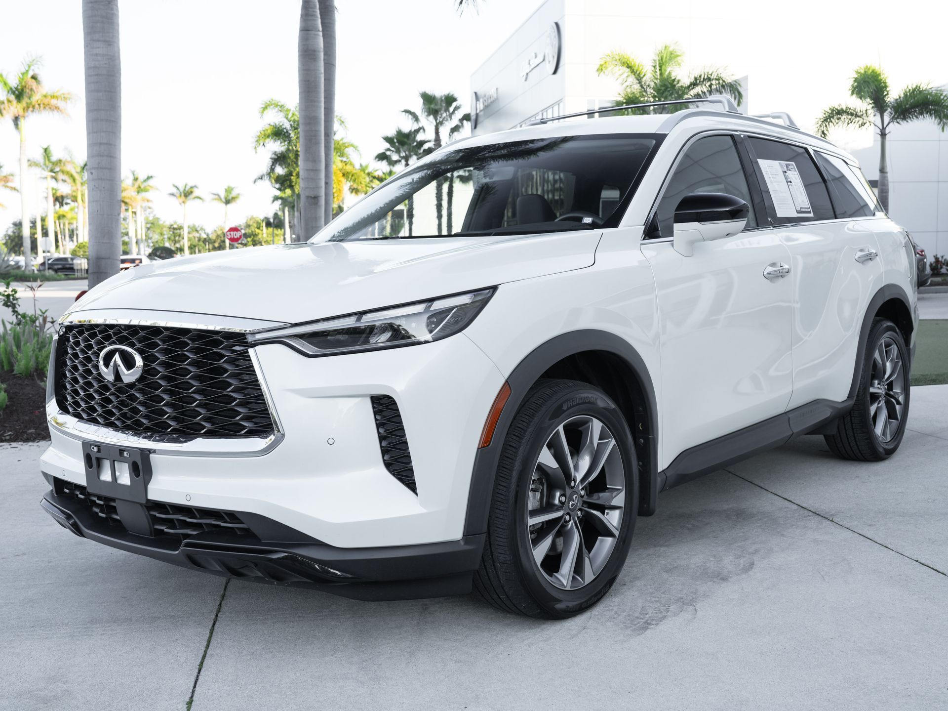 used 2023 INFINITI QX60 car, priced at $31,900