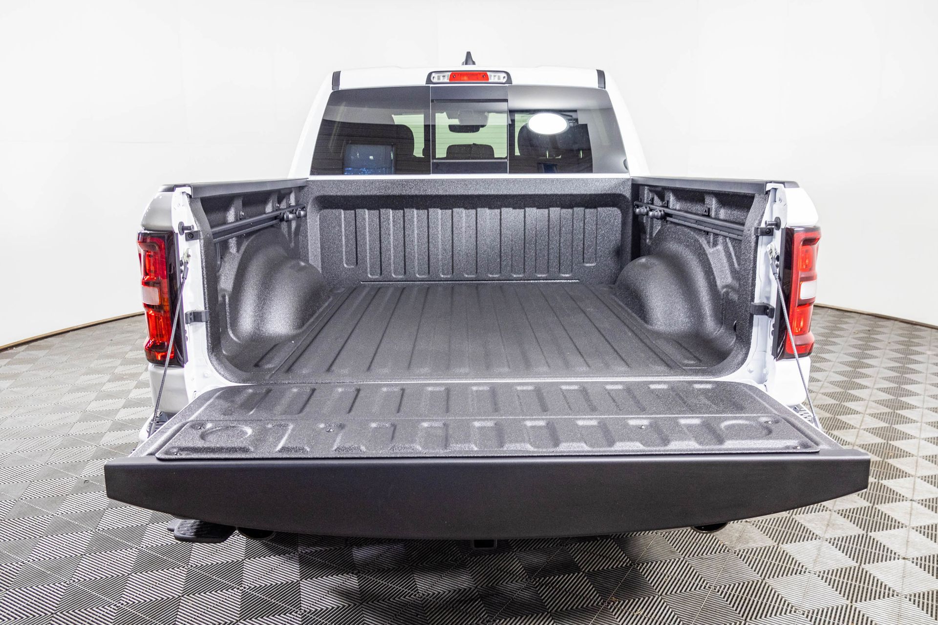 2026 RAM 1500 - Image 33