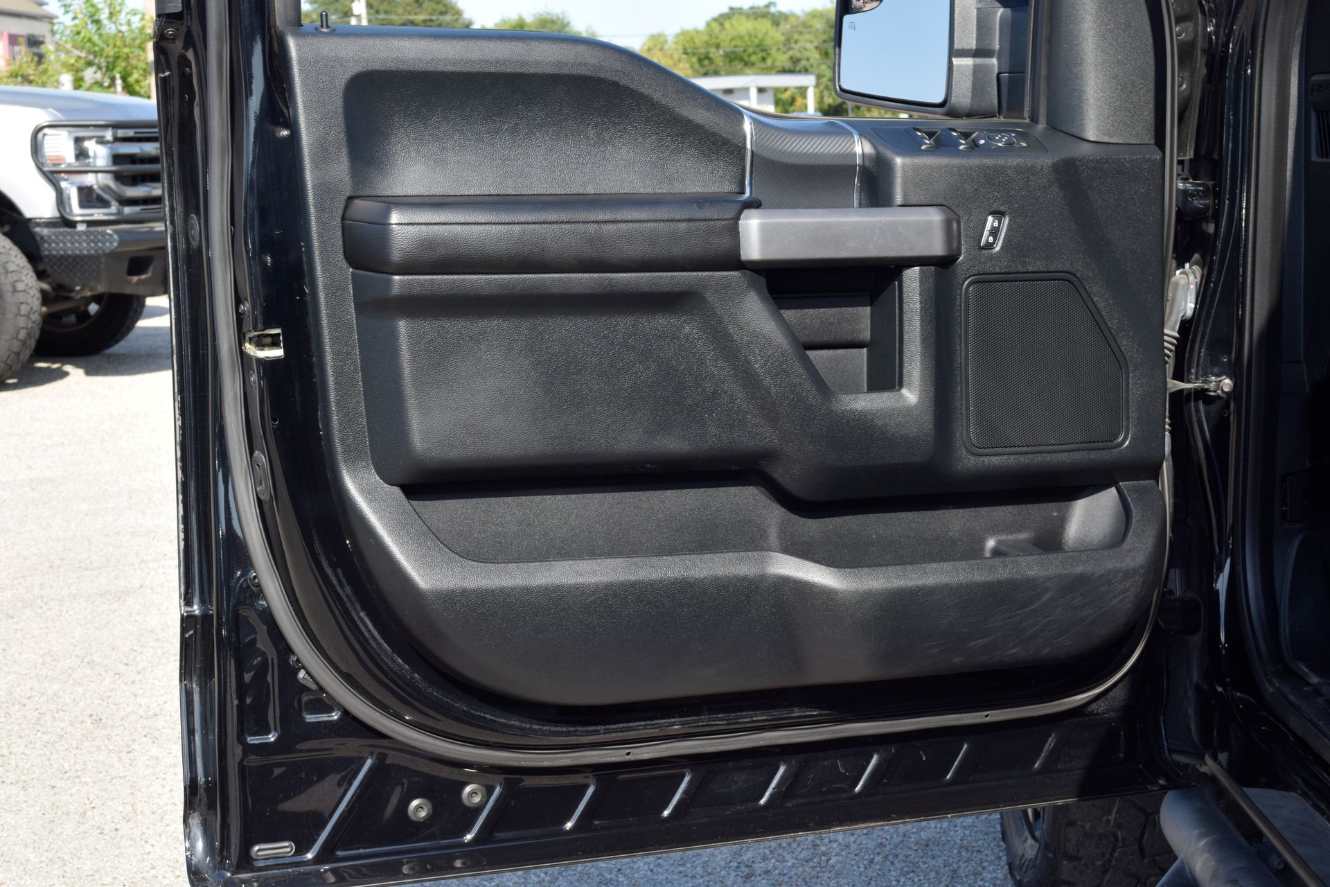 2018 Ford F-150 XLT Black at Autostrade