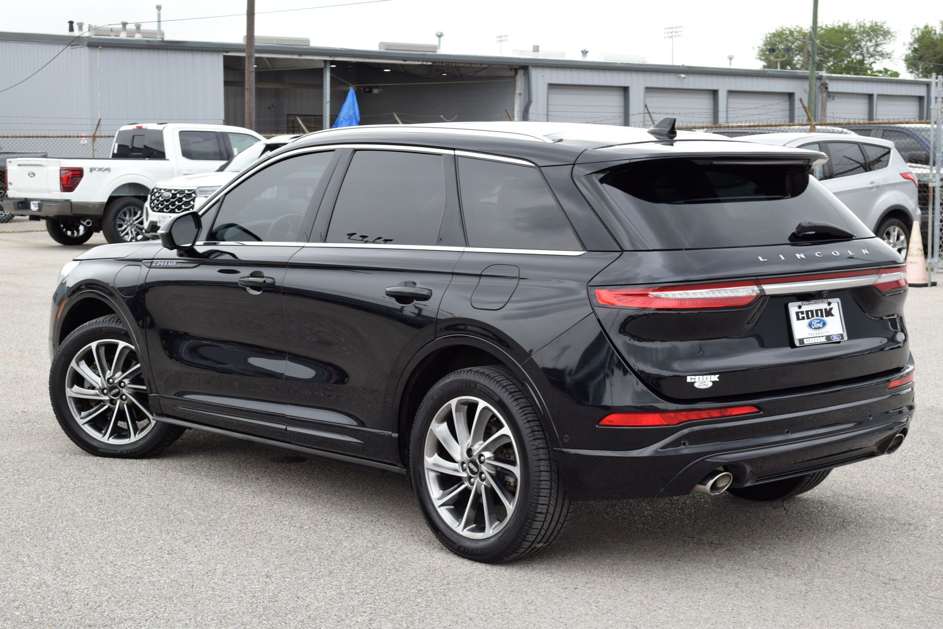 2022 Lincoln Corsair Plug-In Hybrid Grand Touring - 3