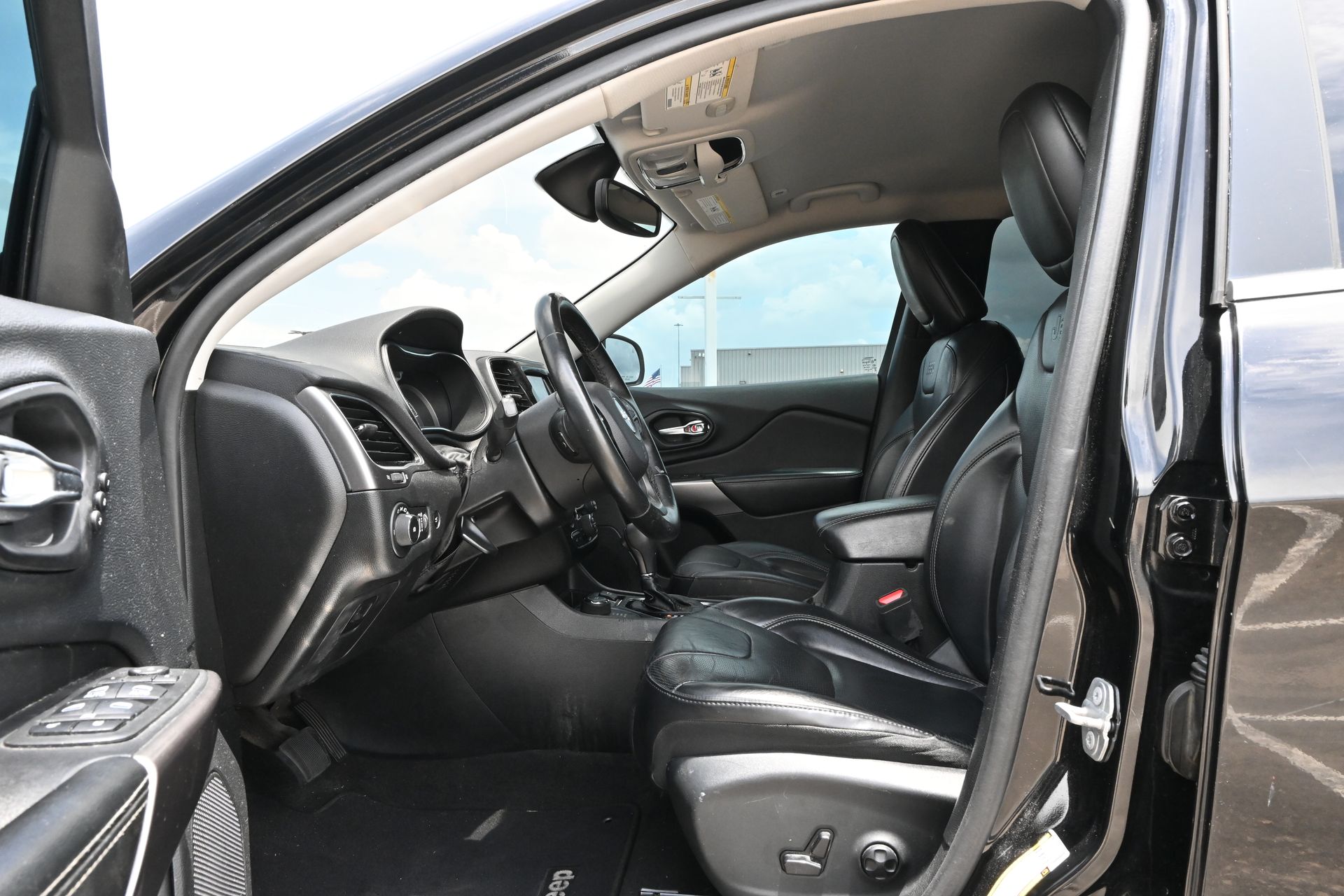2019 Jeep Cherokee Limited Black at EAG Ford Navasota