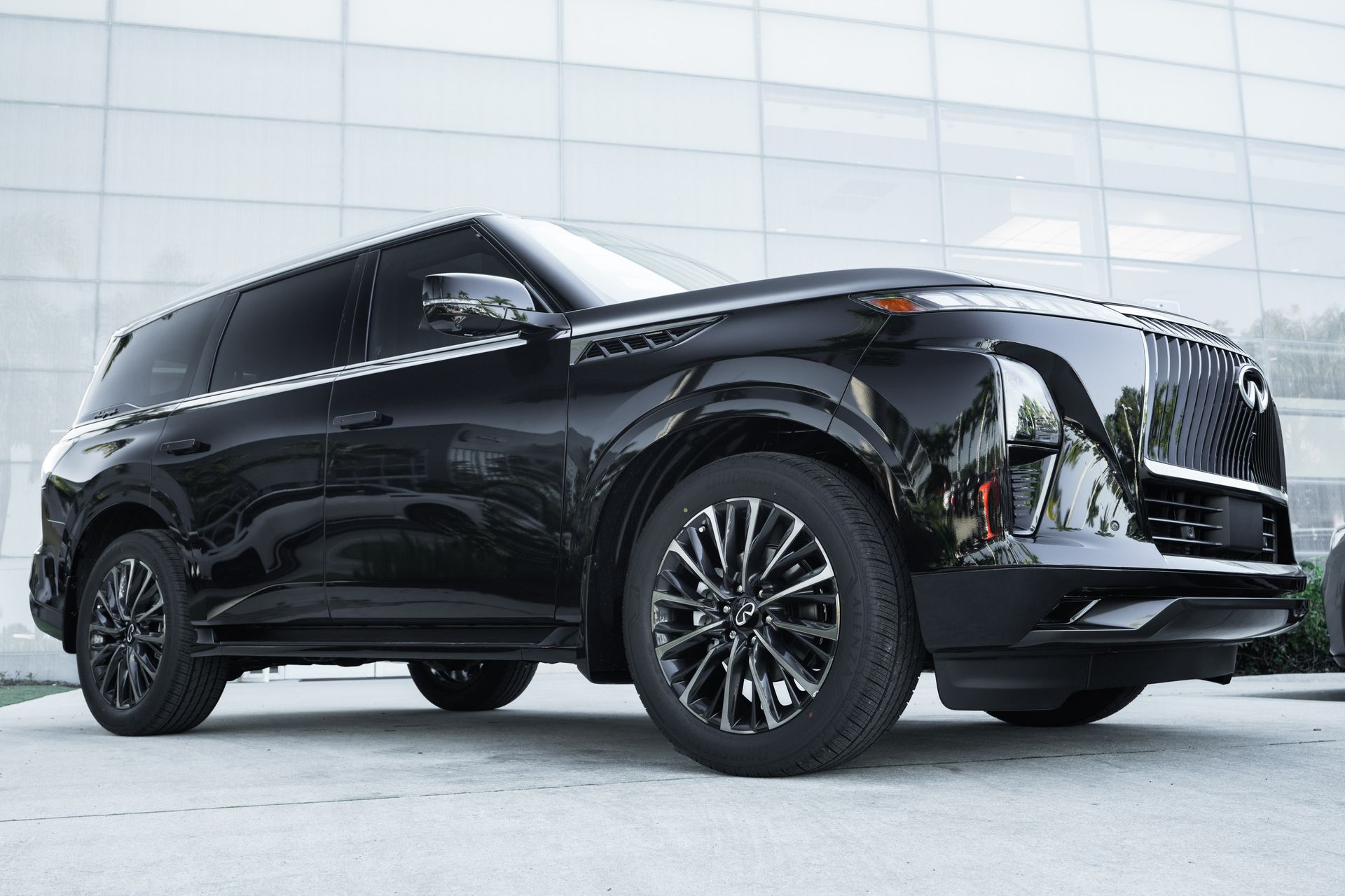 2026 INFINITI QX80 AUTOGRAPH