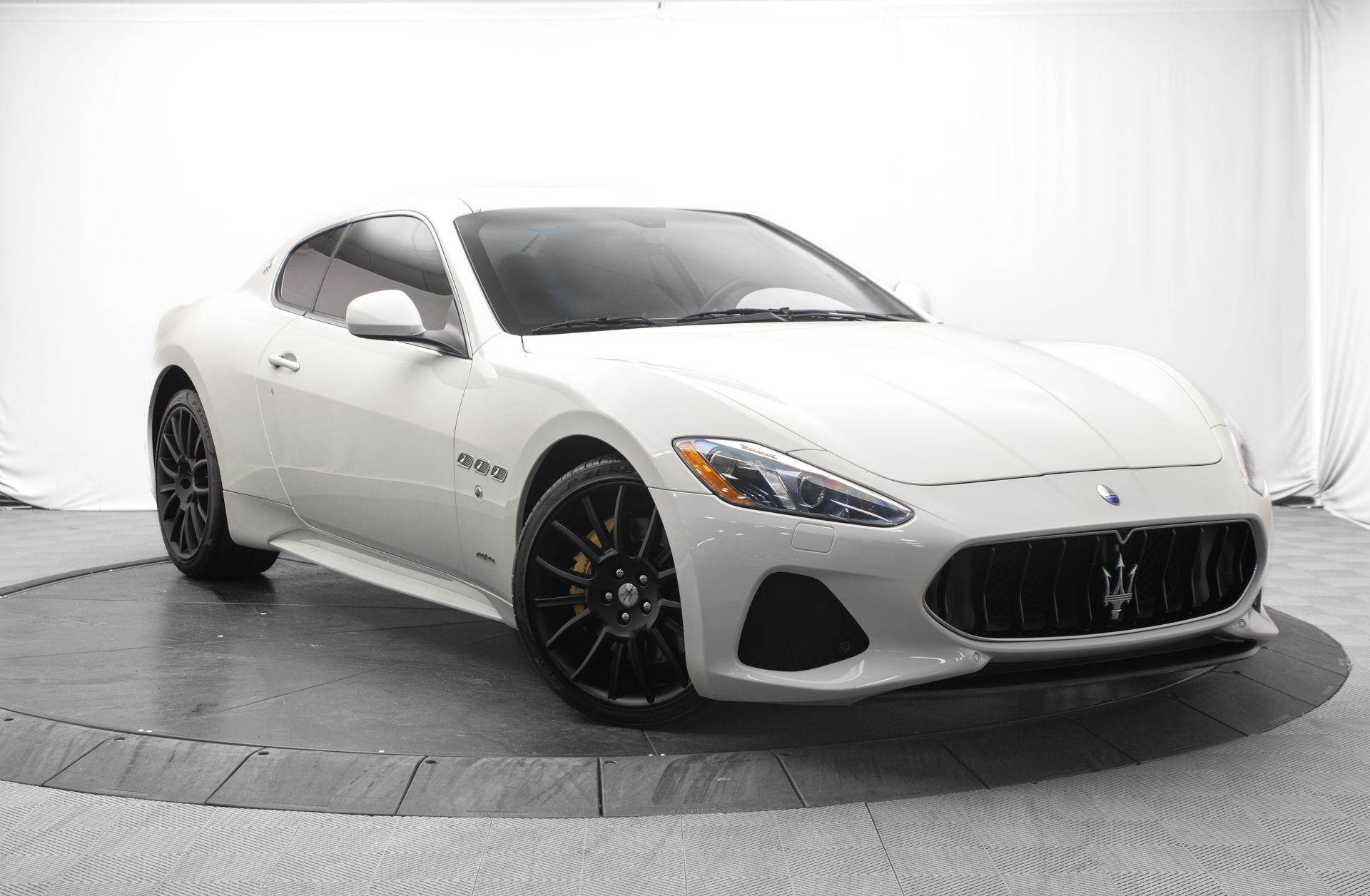 2018 Maserati GranTurismo Sport